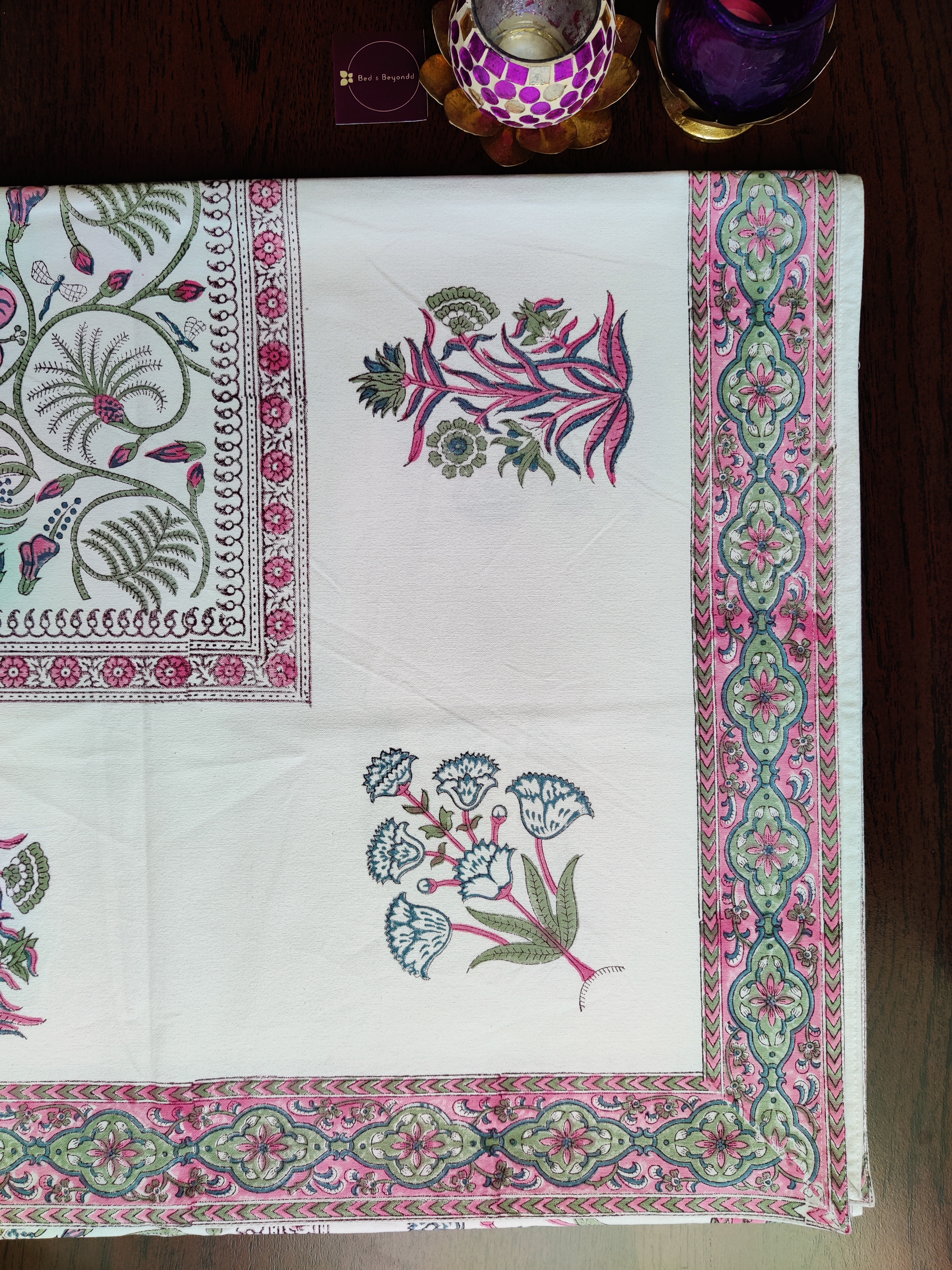 TABLE CLOTH