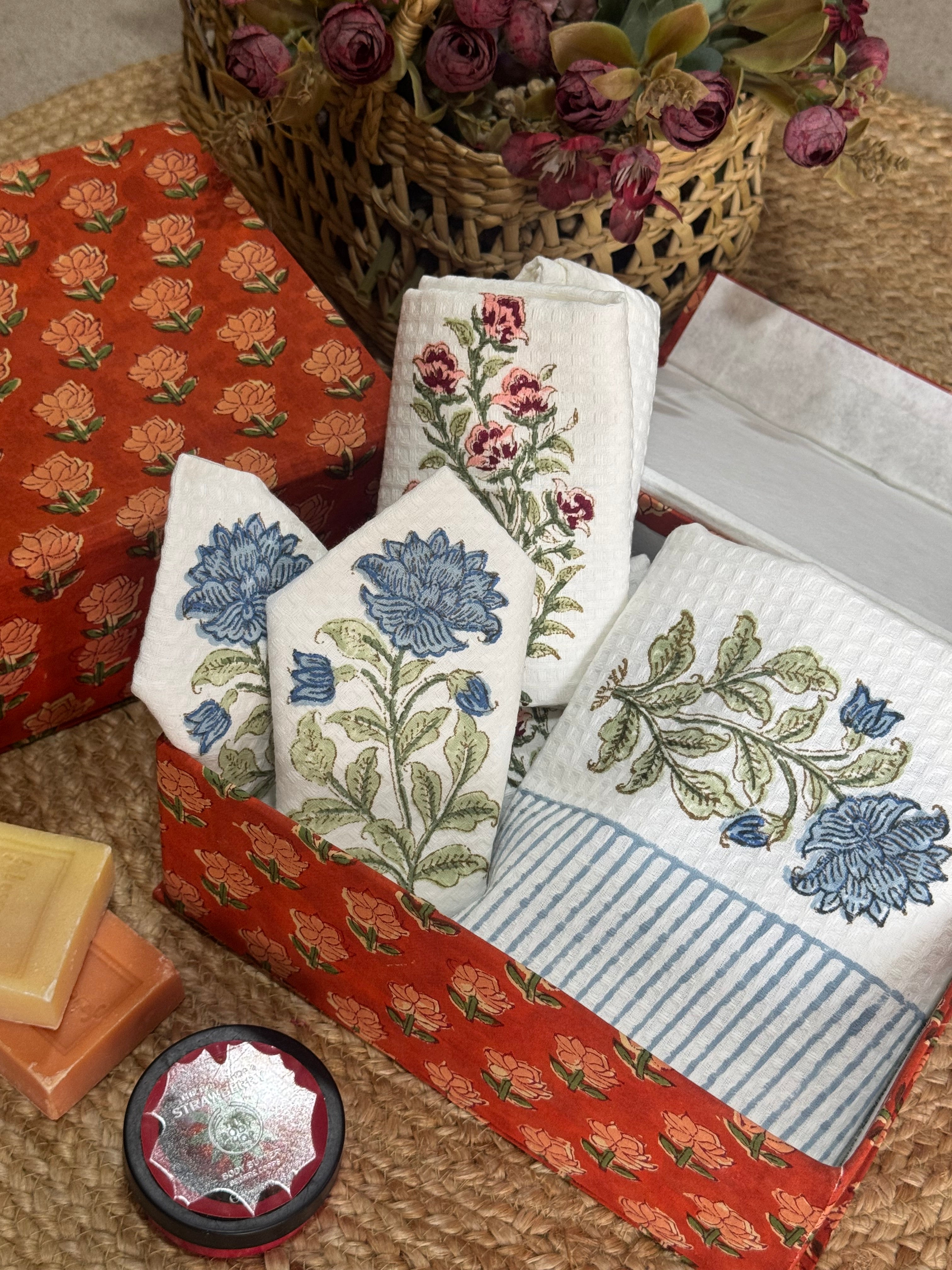 HANDBLOCK PRINTED GIFT BOX - BATH LINEN