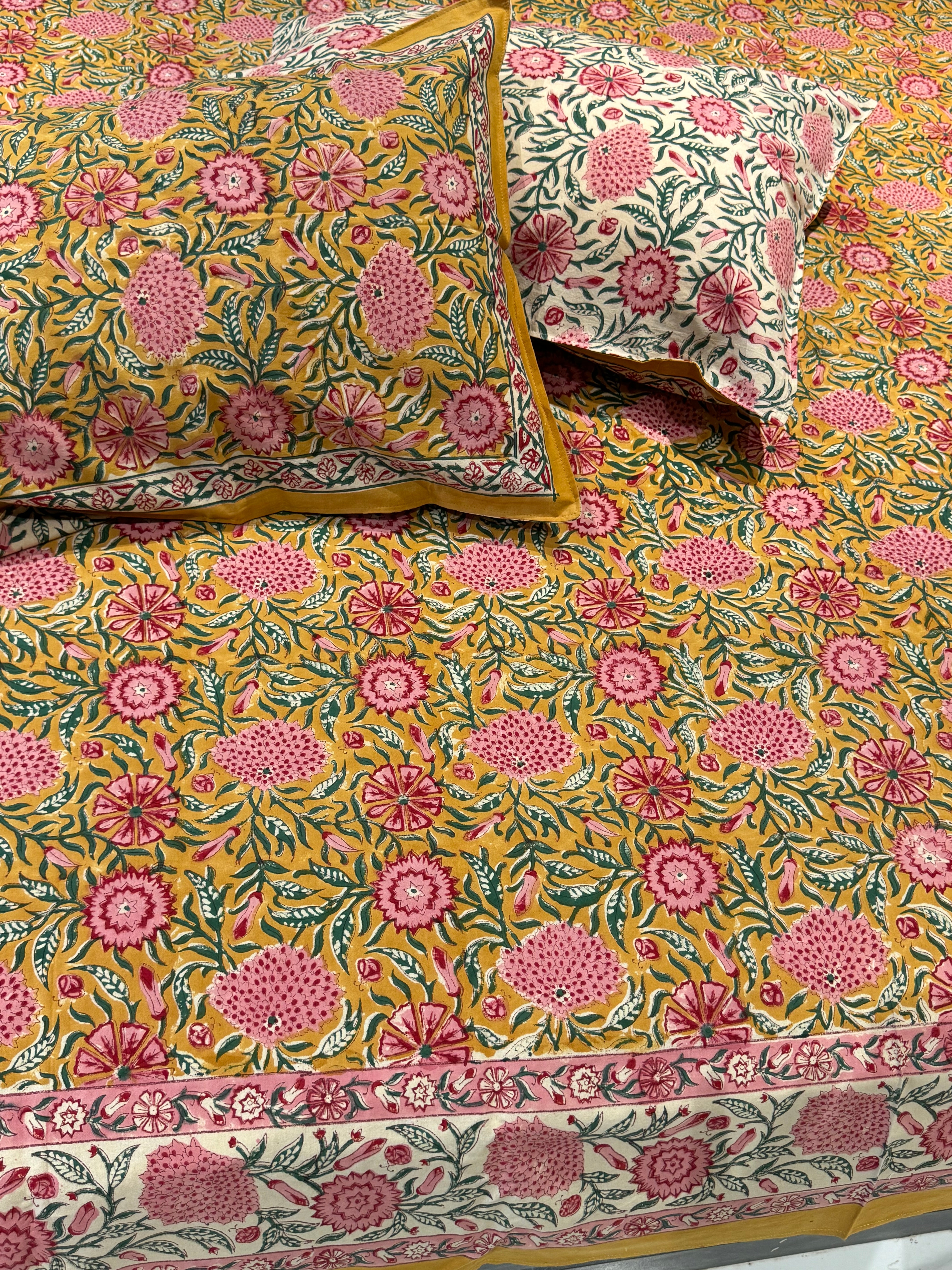 FESTIVE HAND BLOCK PRINTED BEDSHEET WITH TWO REVERSIBLE PILLOW COVERS