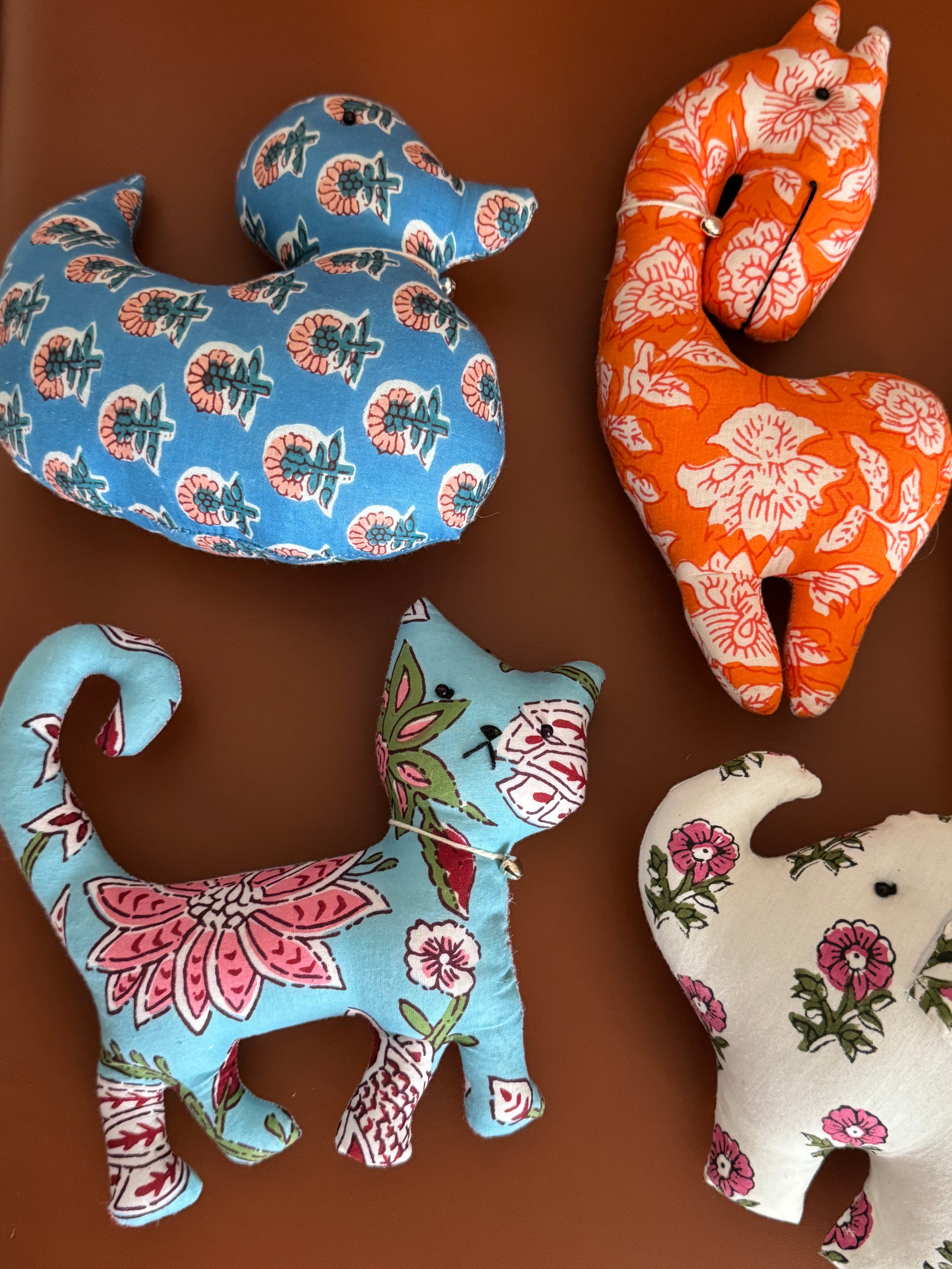 FABRIC TOYS MEDIUM SIZE