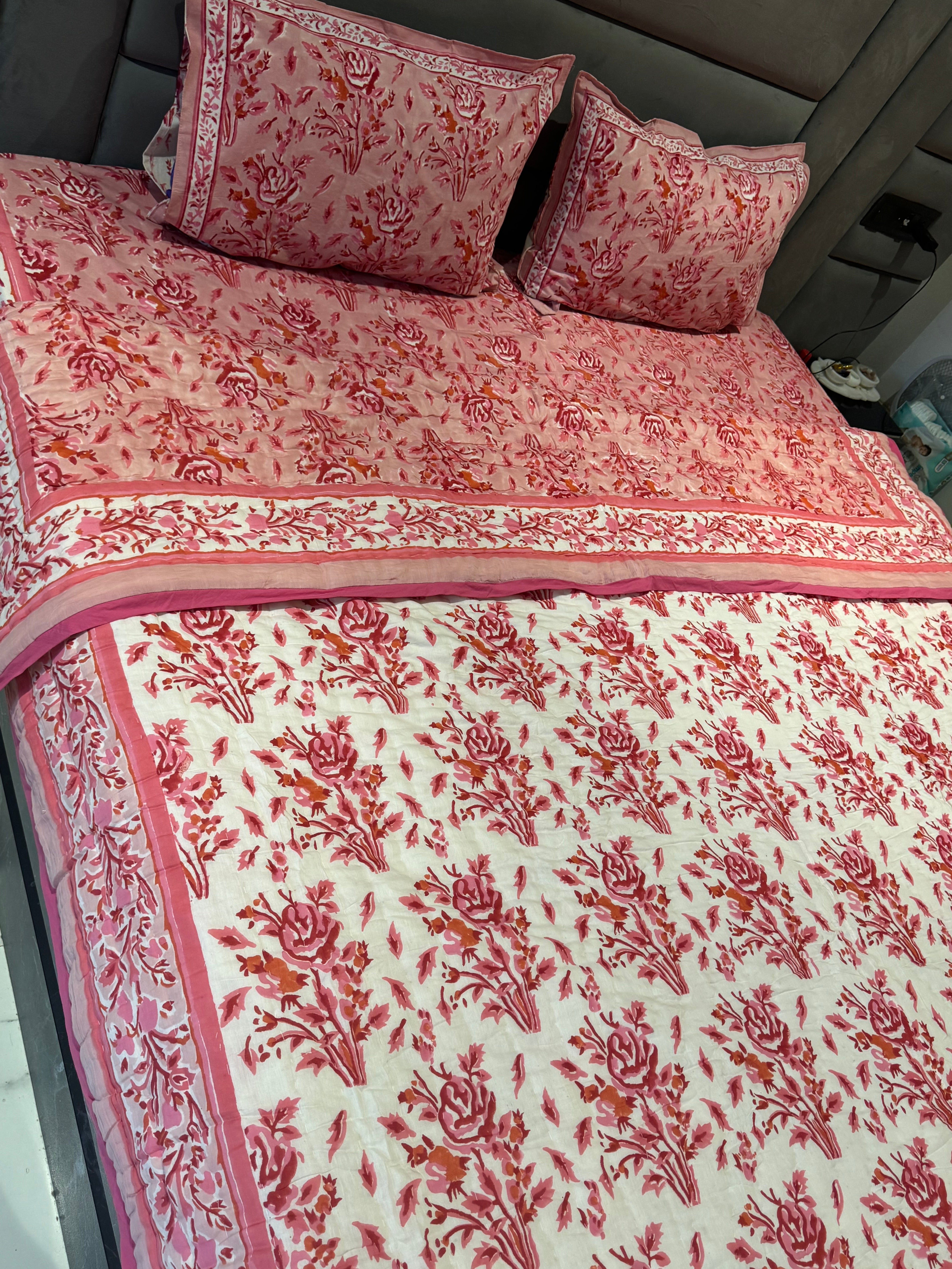 FESTIVE HAND BLOCK PRINTED BEDDING SET