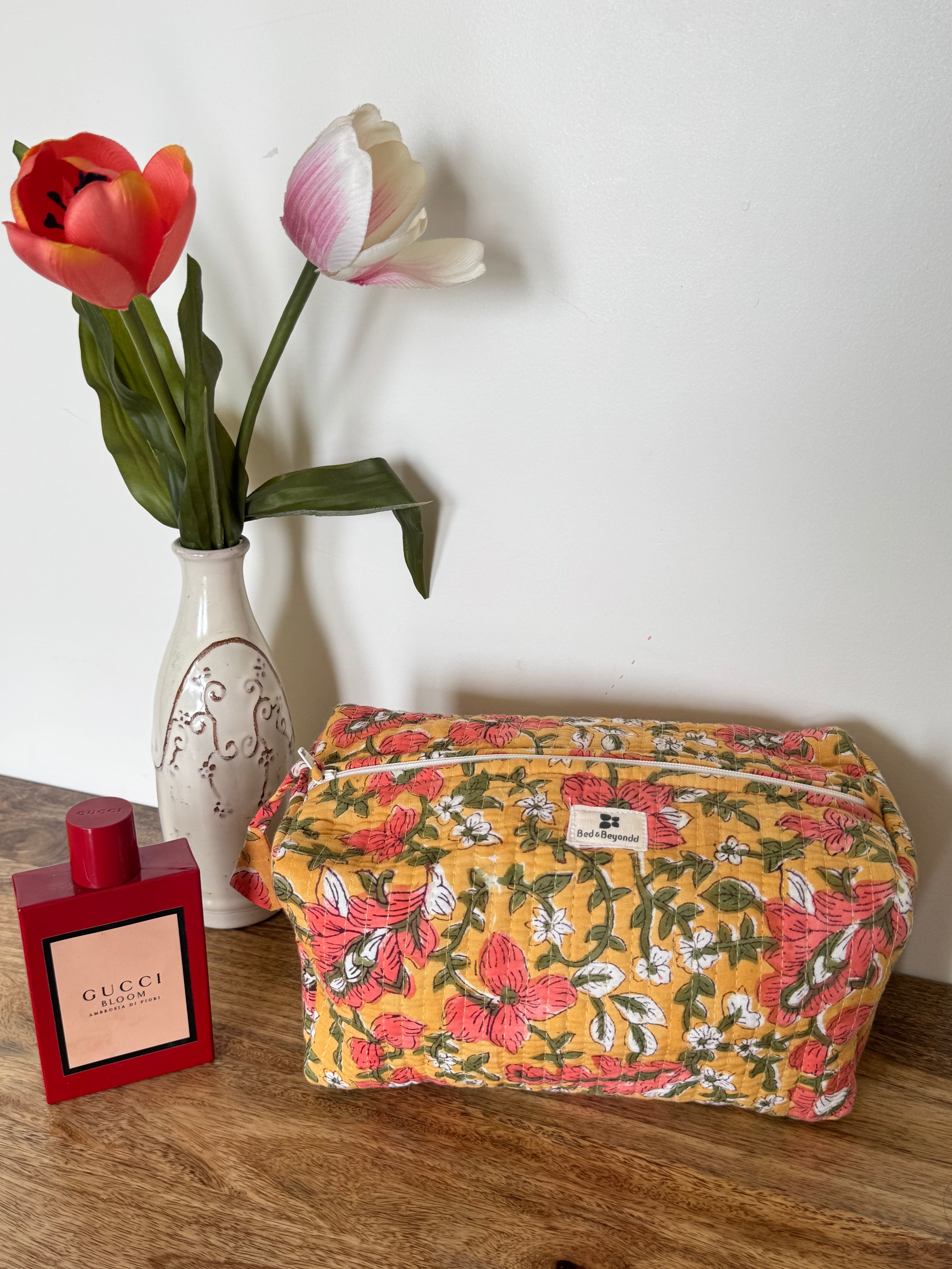 MULTI PURPOSE TOILETRY BAG