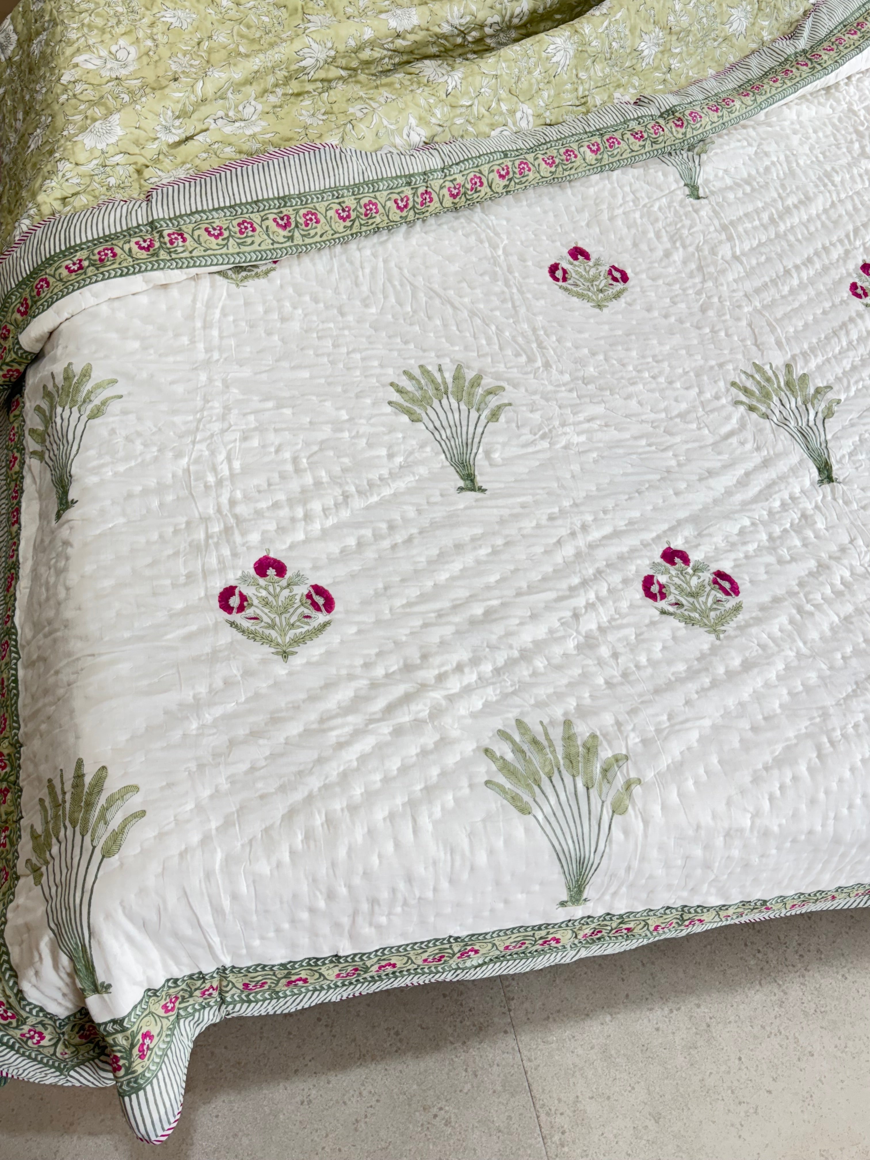 HAND BLOCK PRINTED REVERSIBLE MULMUL DOUBLE BED QUILT