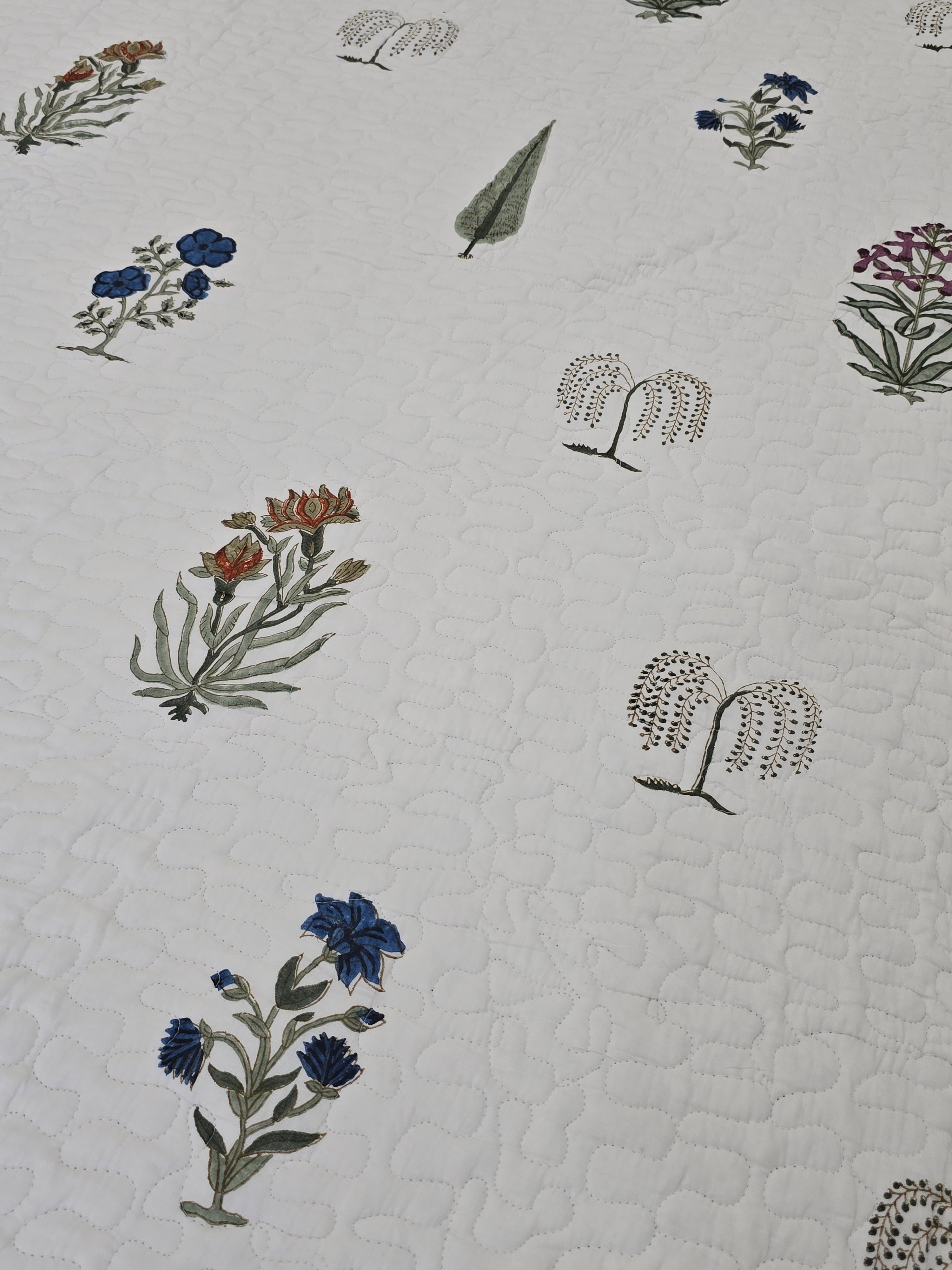 CHEVRON HANDBLOCK PRINTED REVERSIBLE QUILTED BEDCOVER 90*108 inches