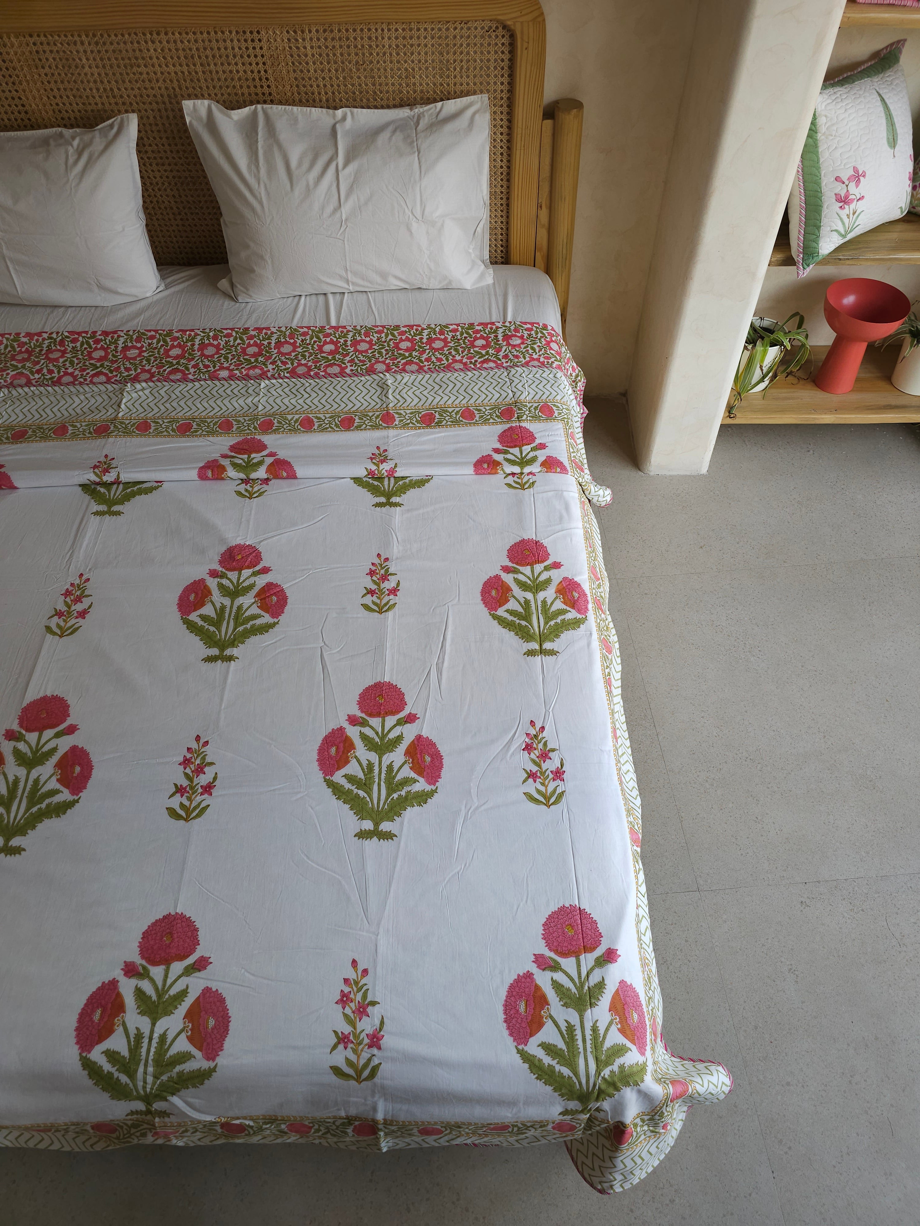 POPPY DOUBLE BED HANDBLOCK PRINTED REVERSIBLE MULMUL DOHAR