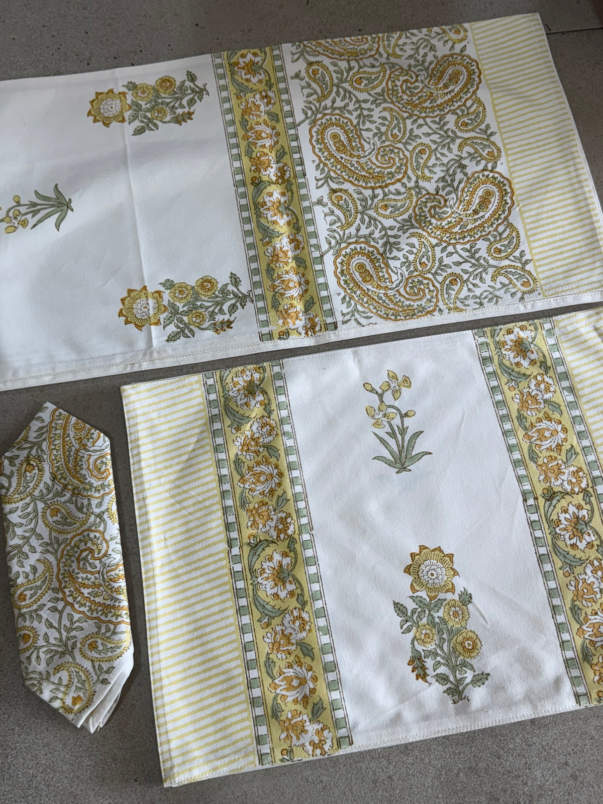 SIX SEATER TABLE RUNNER , SIX MATS AND SIX NAPKIN SET