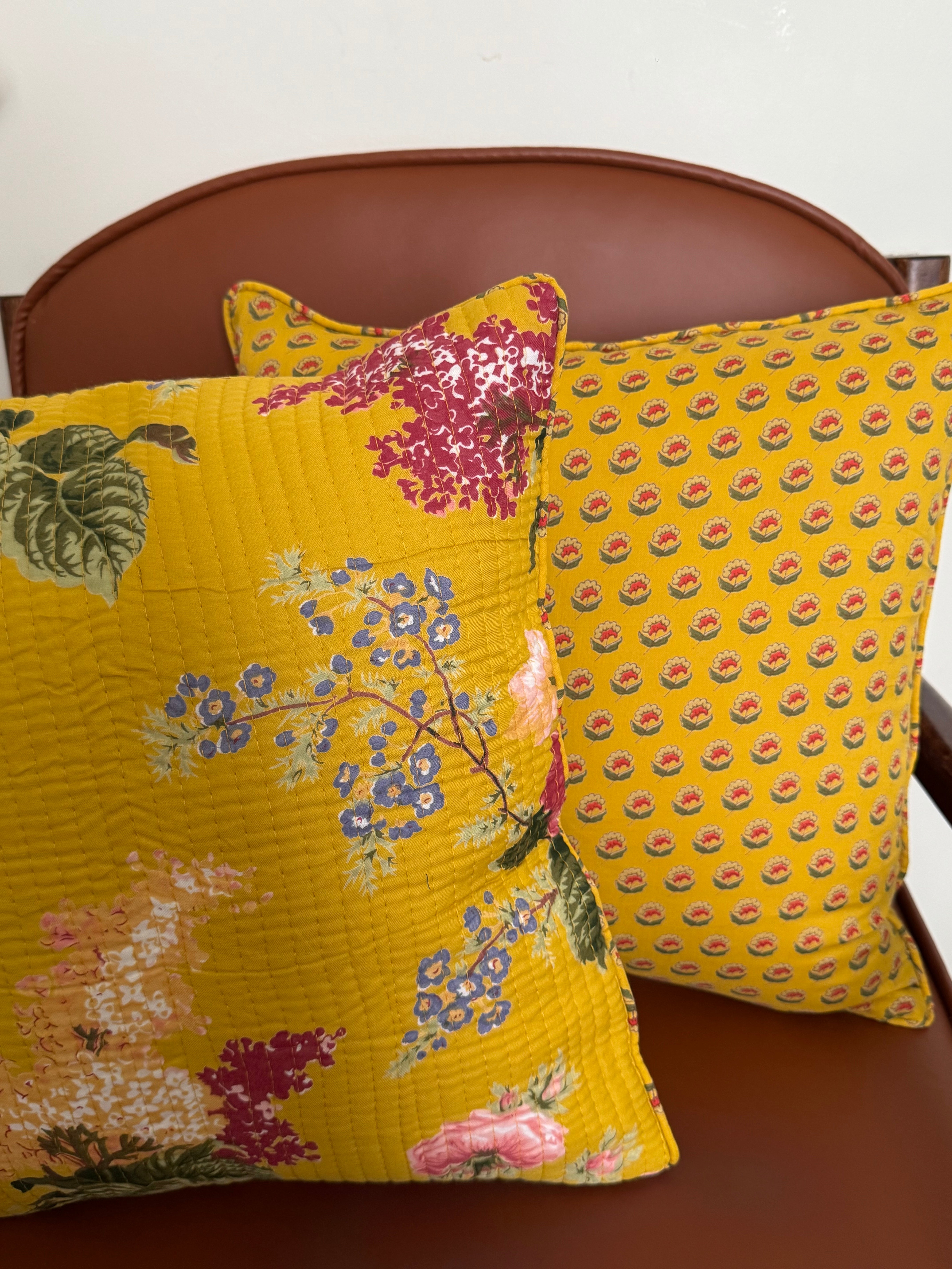 KANAK - SINGLE PIECE QUILTED 16 BY 16 INCHES CUSHION COVER