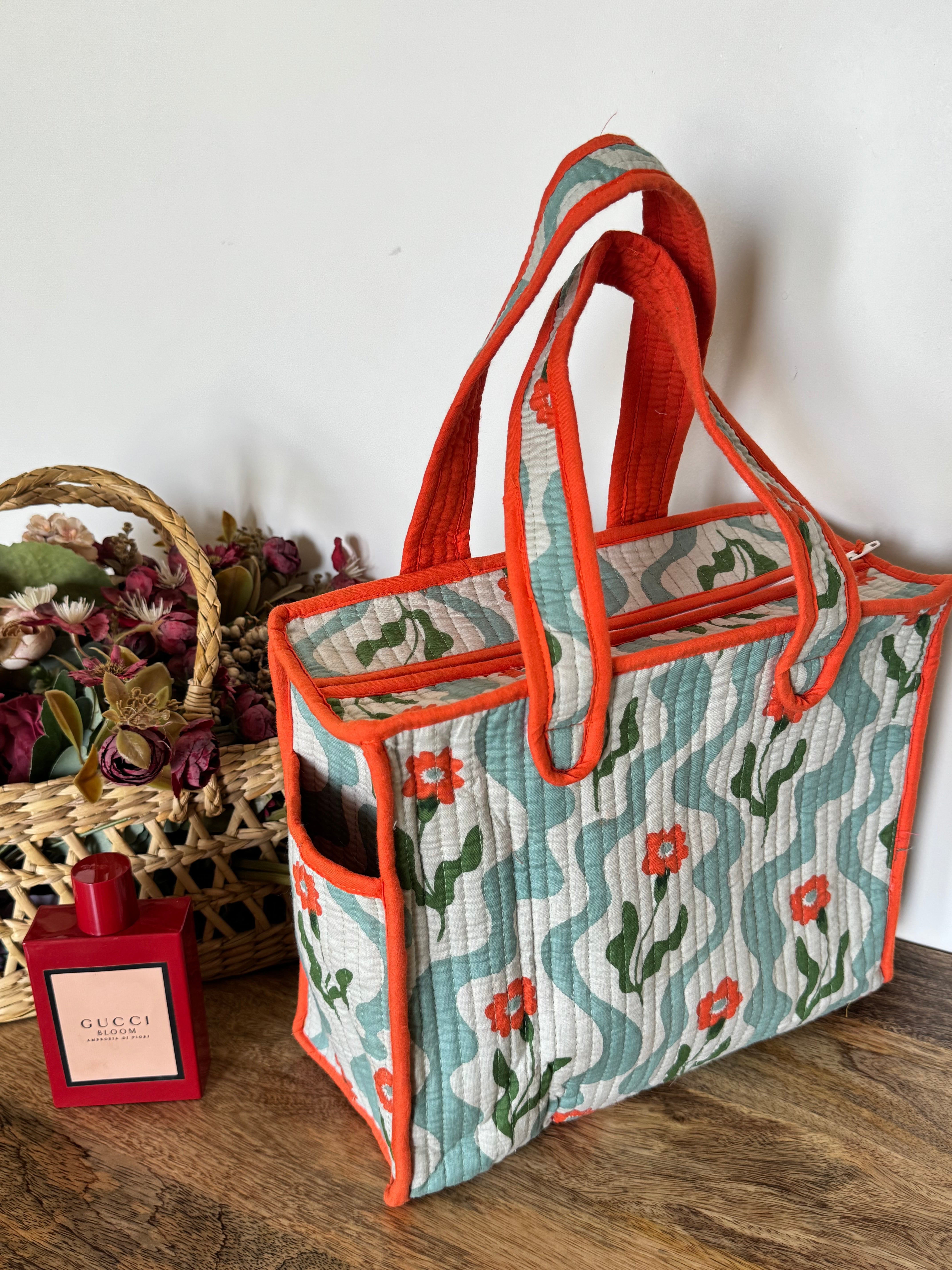 MINI TOTE BAG WITH ZIP