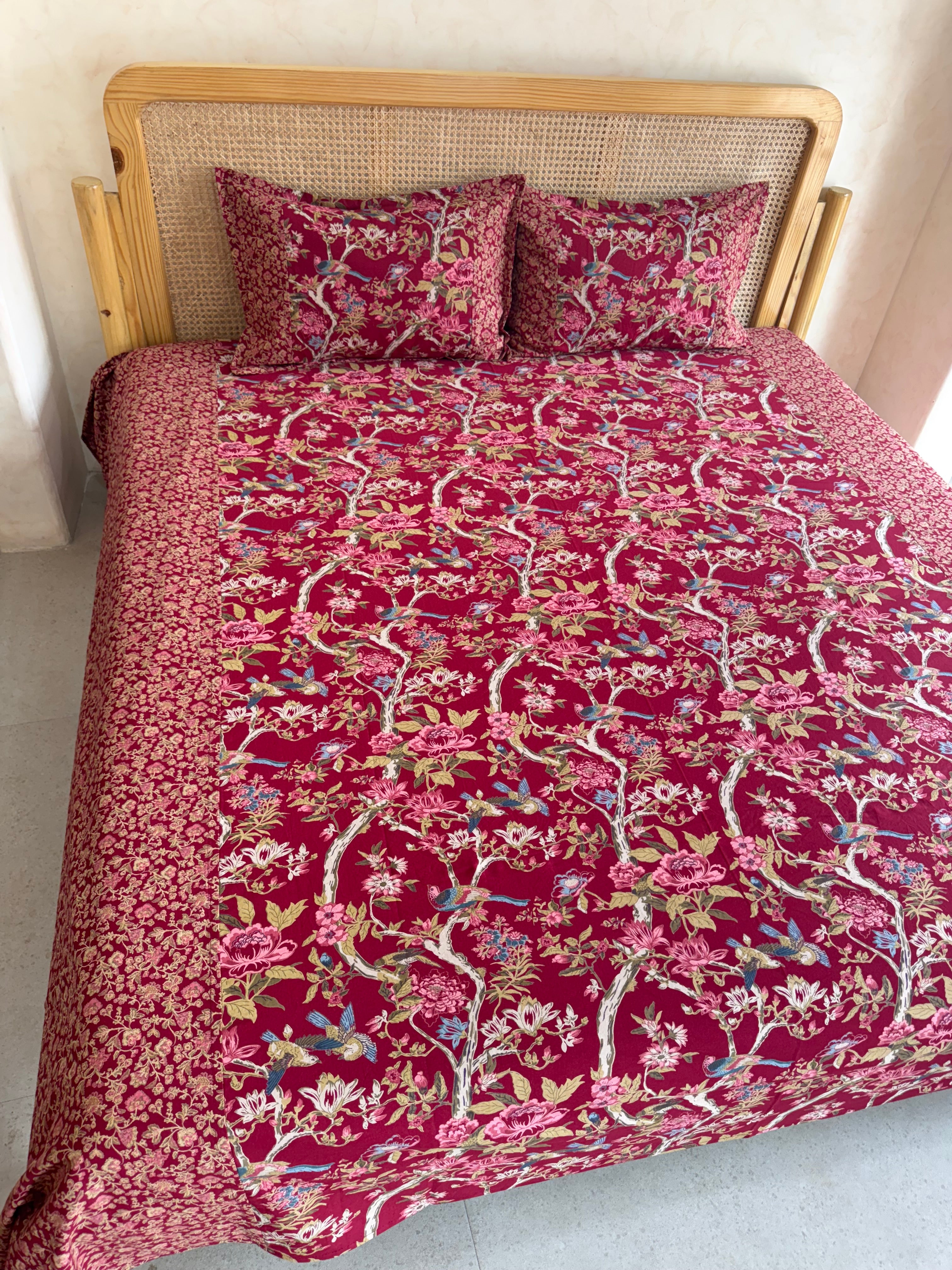 KANAK BEDSHEET WITH TWO PILLOW CASES