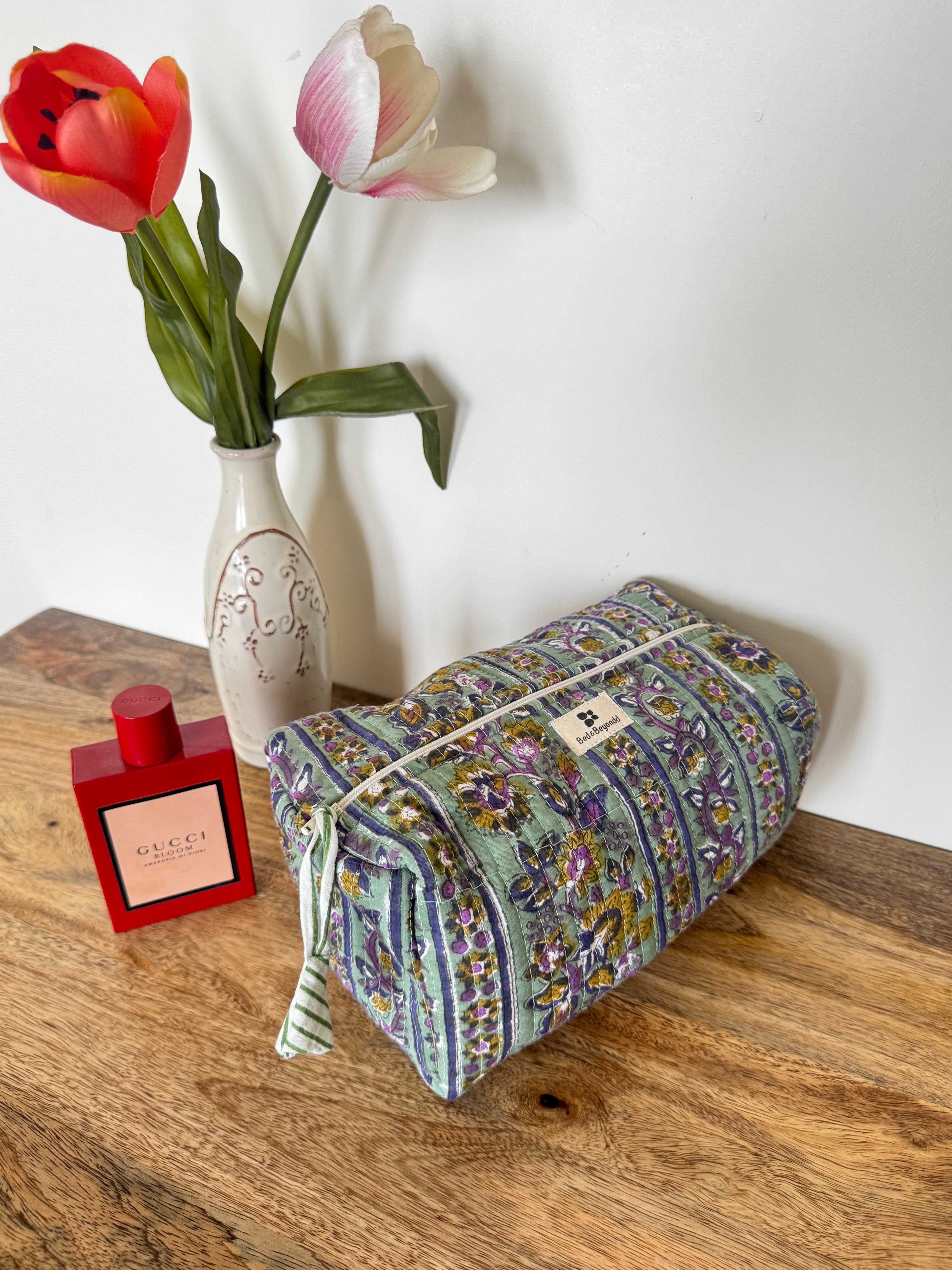 MULTI PURPOSE TOILETRY BAG