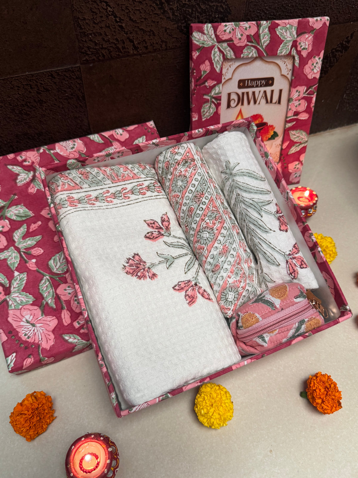 HANDBLOCK PRINTED GIFT BOX - BATH LINEN