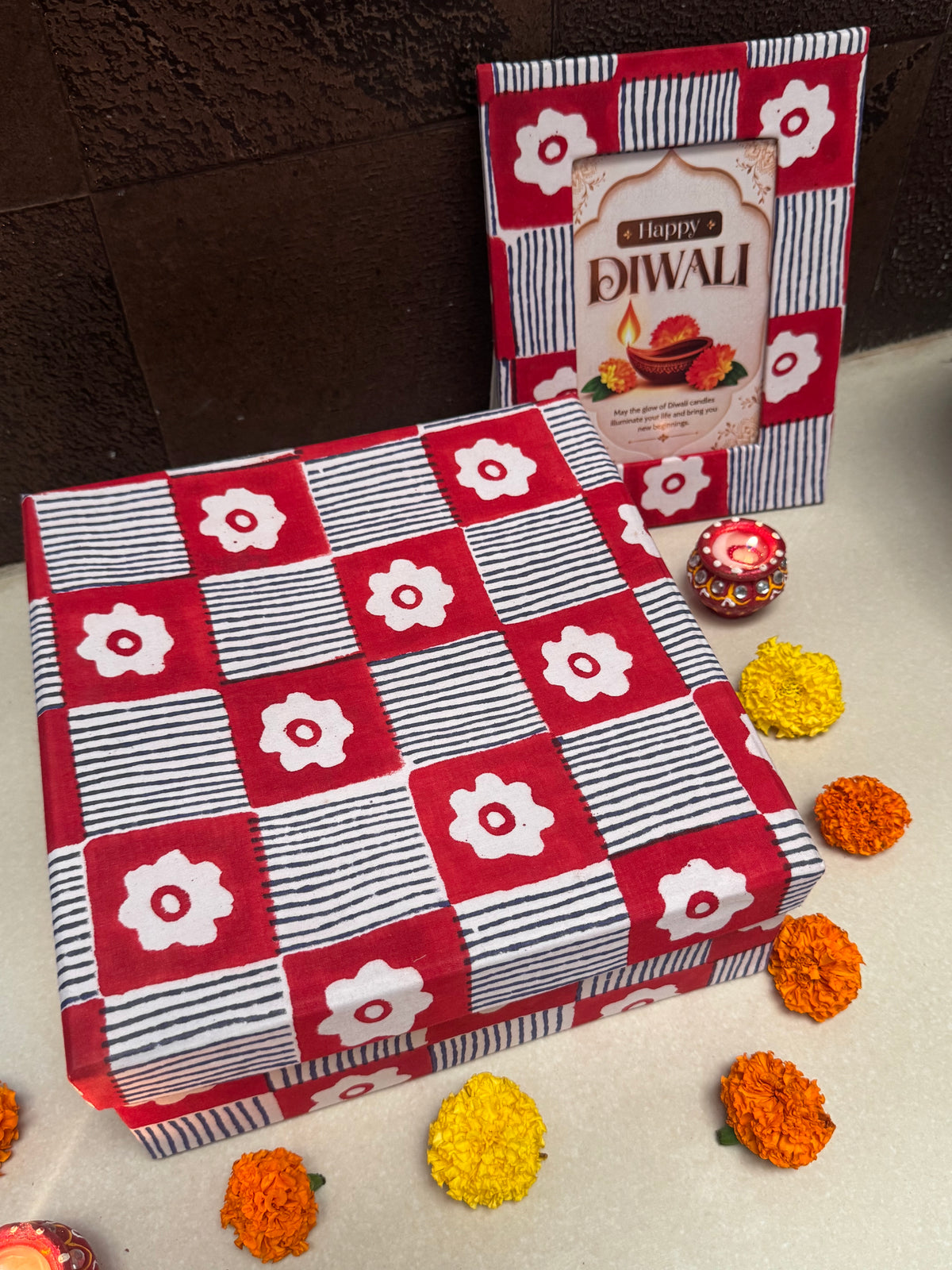 HANDBLOCK PRINTED GIFT BOX - BATH LINEN