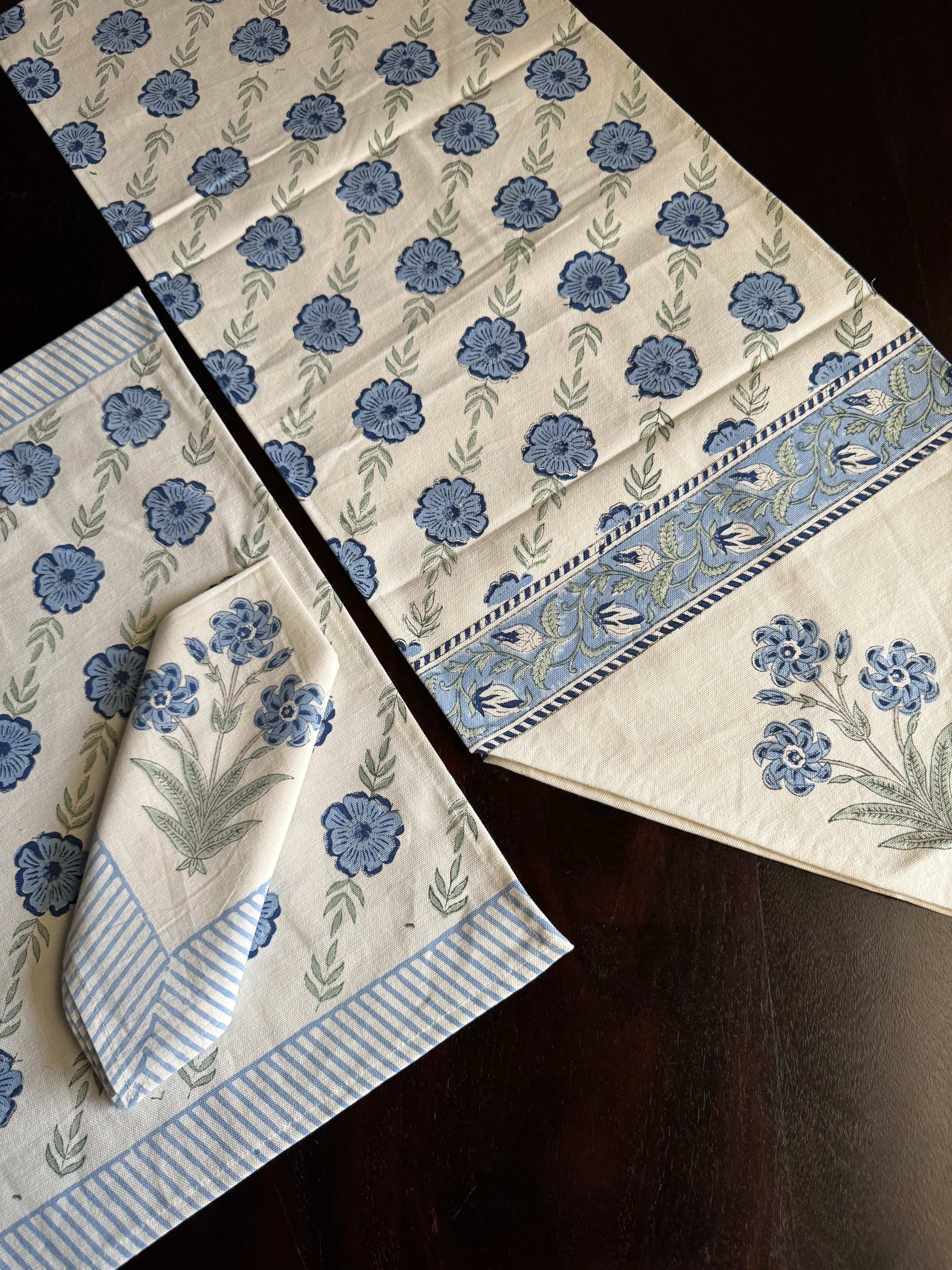 SIX SEATER HANDBLOCK PRINTED TABLE RUNNER