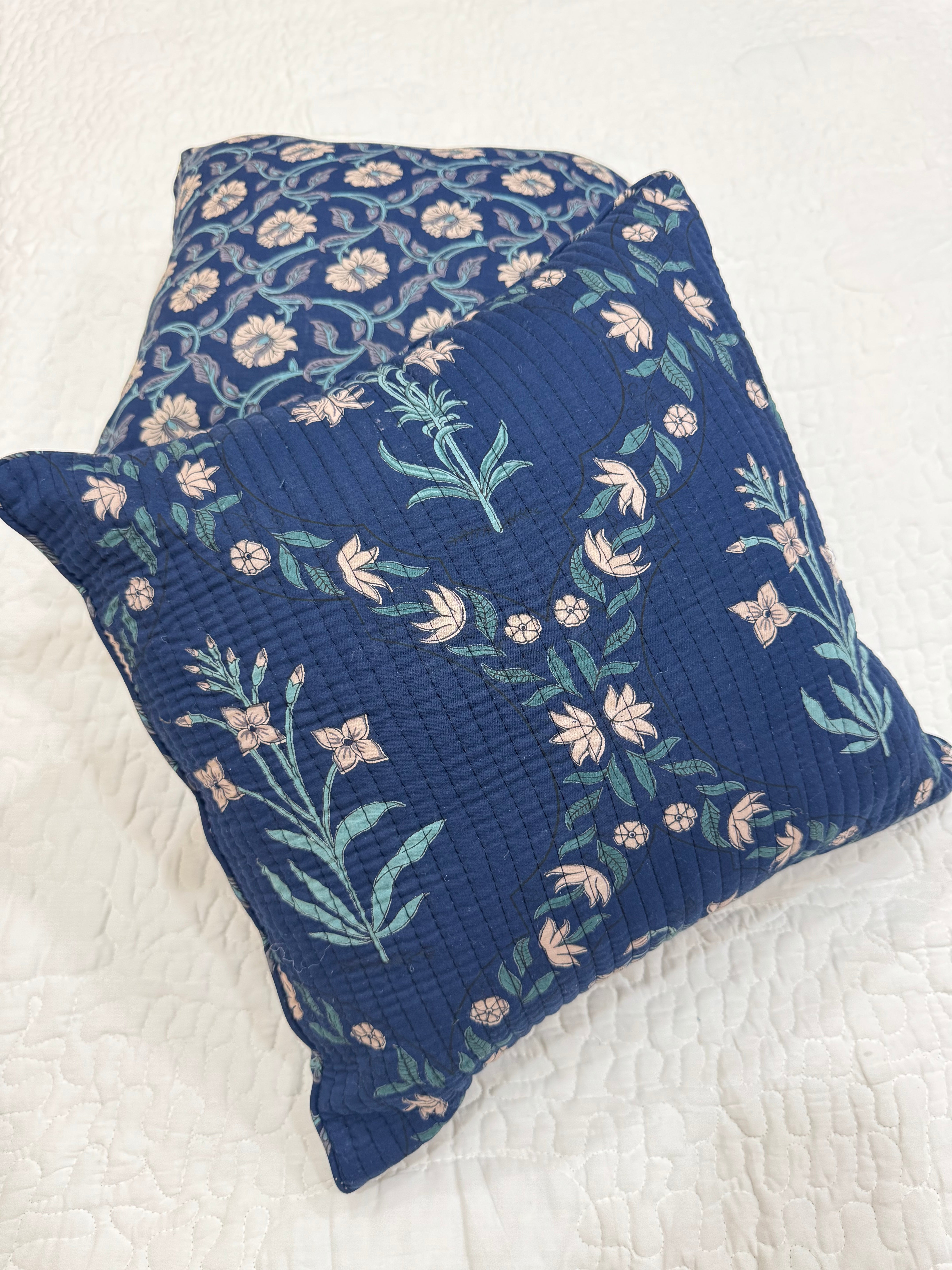 KANAK - SINGLE PIECE QUILTED 16 BY 16 INCHES CUSHION COVER