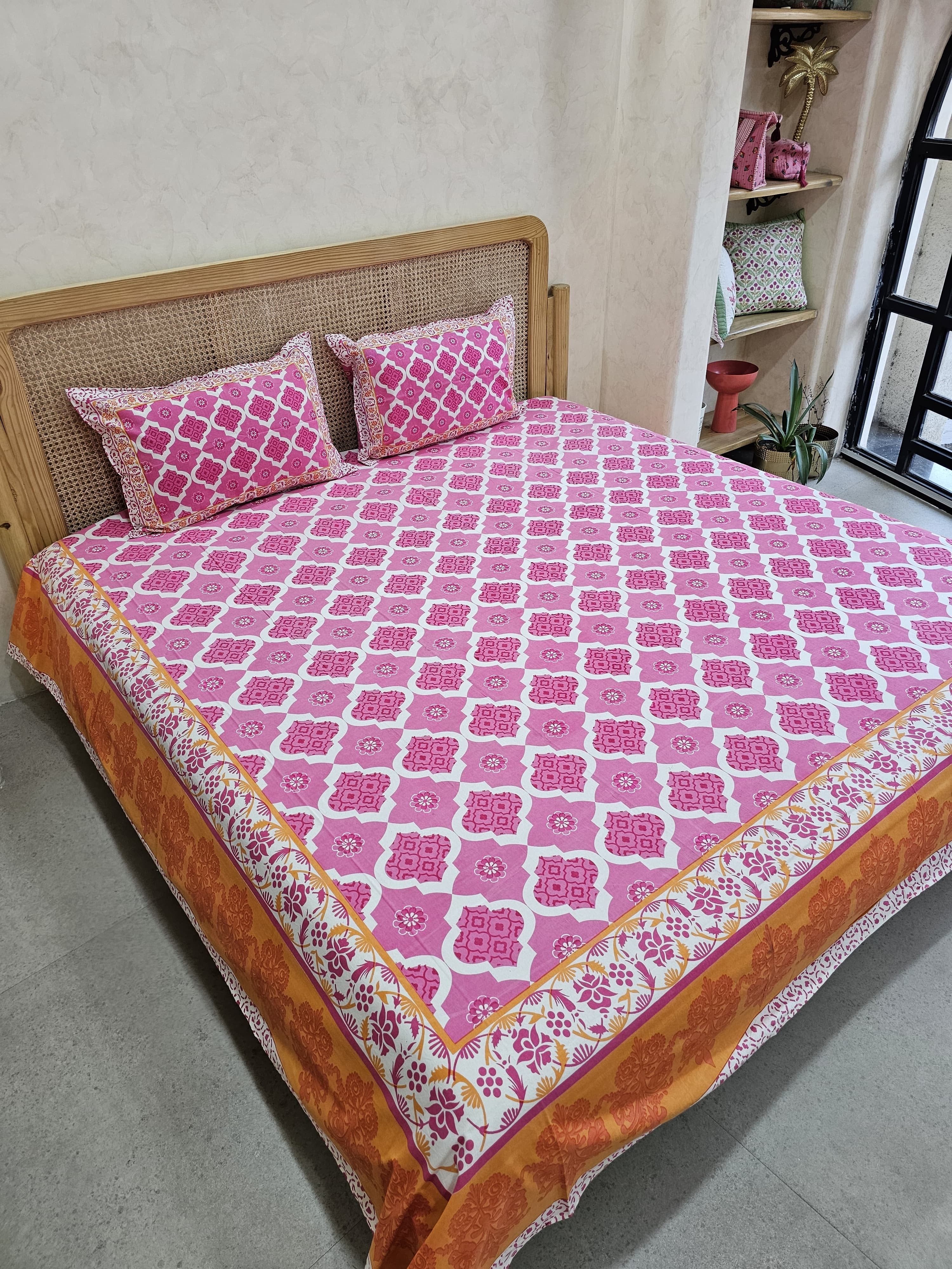 SANSKRITI BEDSHEET WITH TWO REVERSIBLE PILLOW COVERS