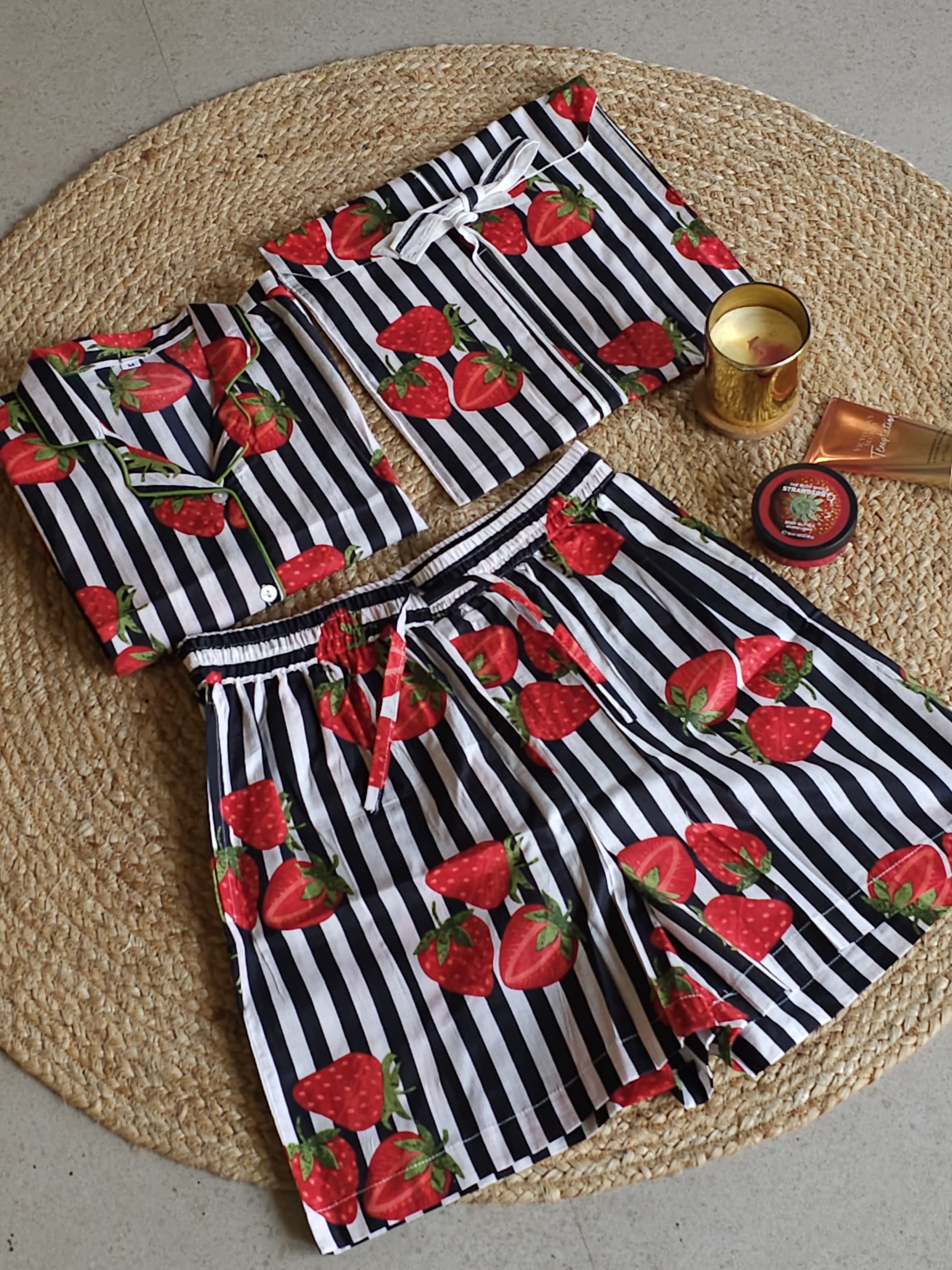 BLACK STRAWBERRY HALF SHIRT AND SHORTS