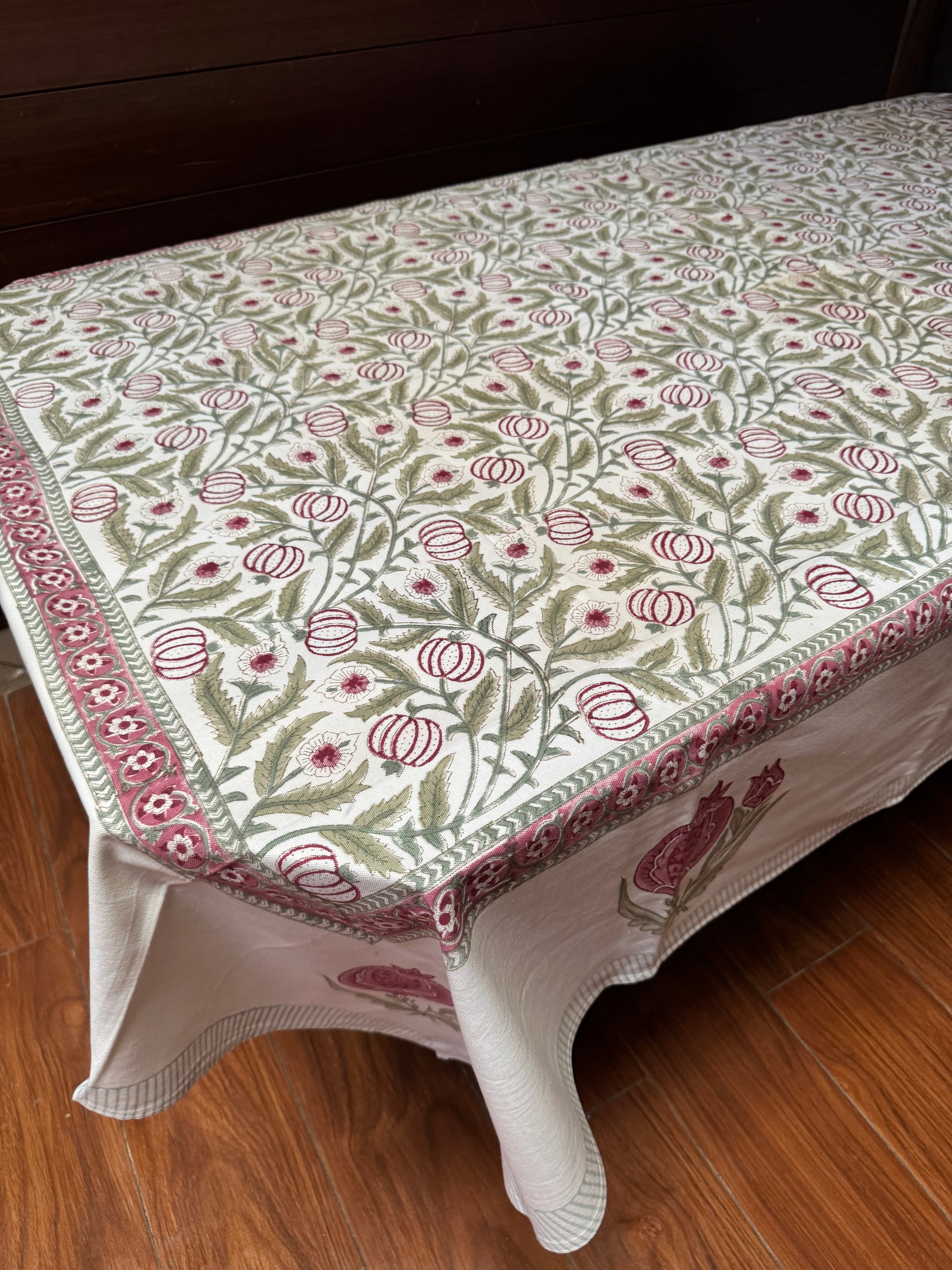 SIX SEATER HANDBLOCK PRINTED TABLECLOTH