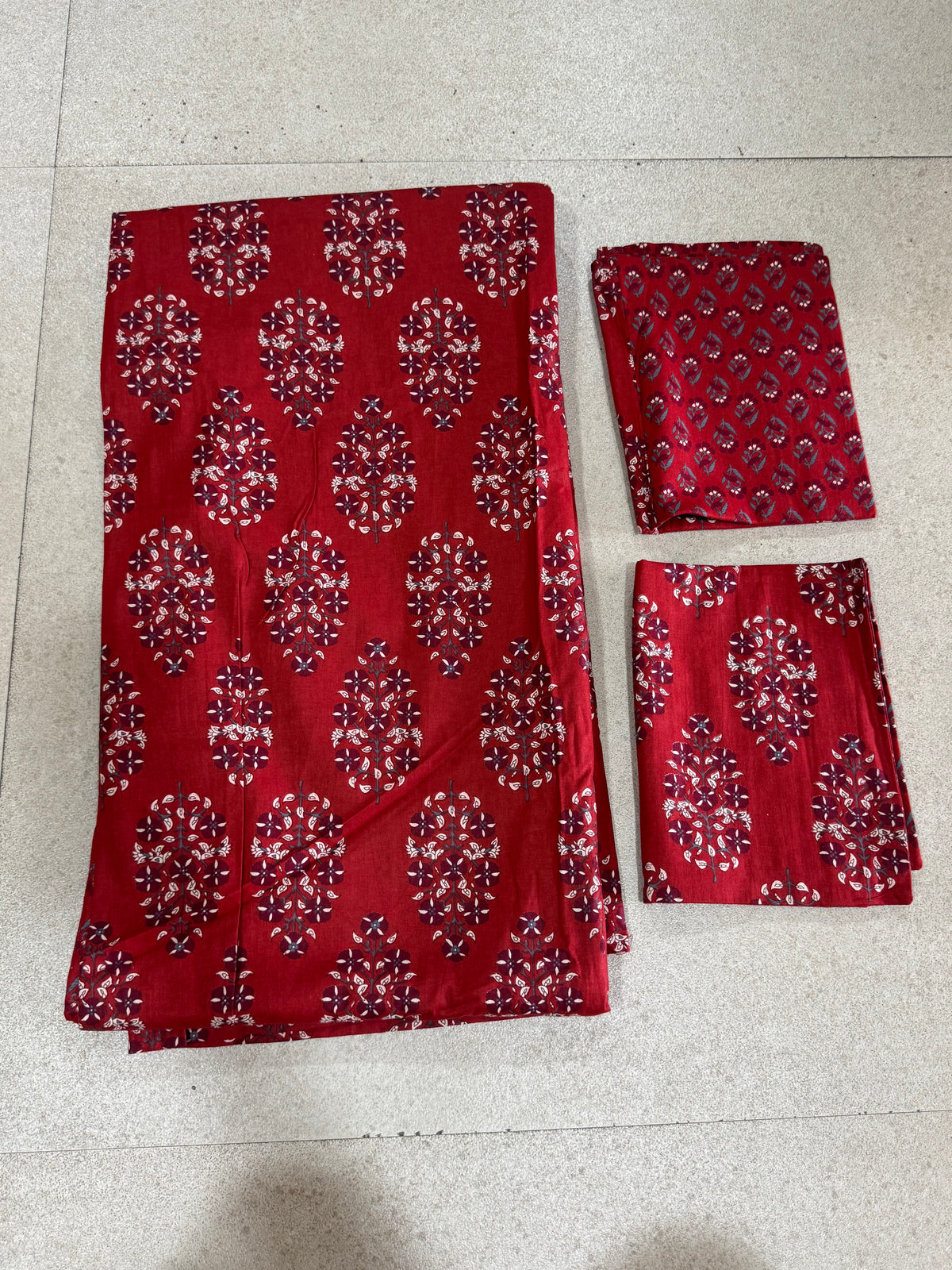 KANAK BEDSHEET WITH TWO PILLOW CASES - 108 by 108 inches