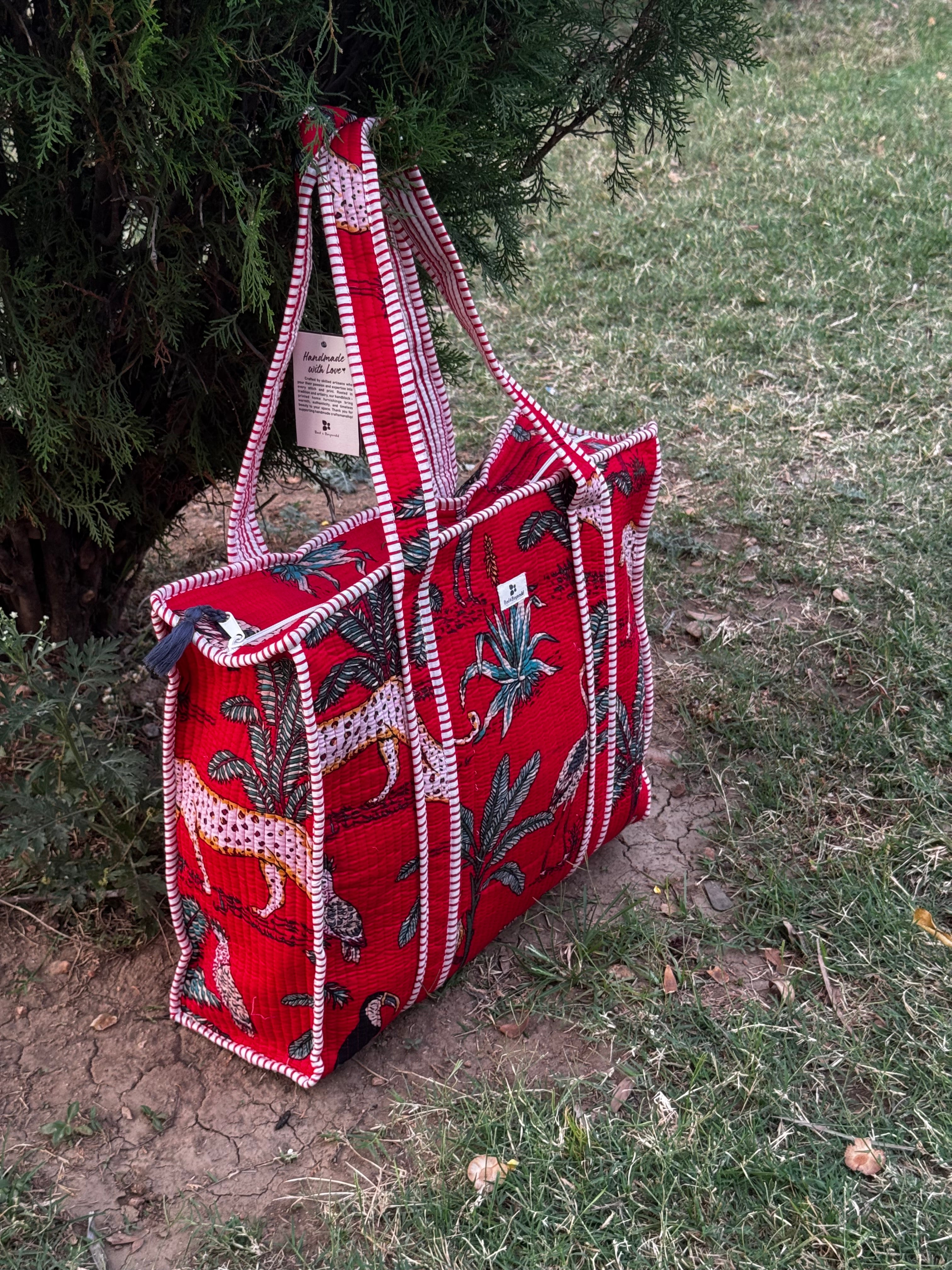HAND BLOCK PRINTED TOTE BAG WITH ZIP