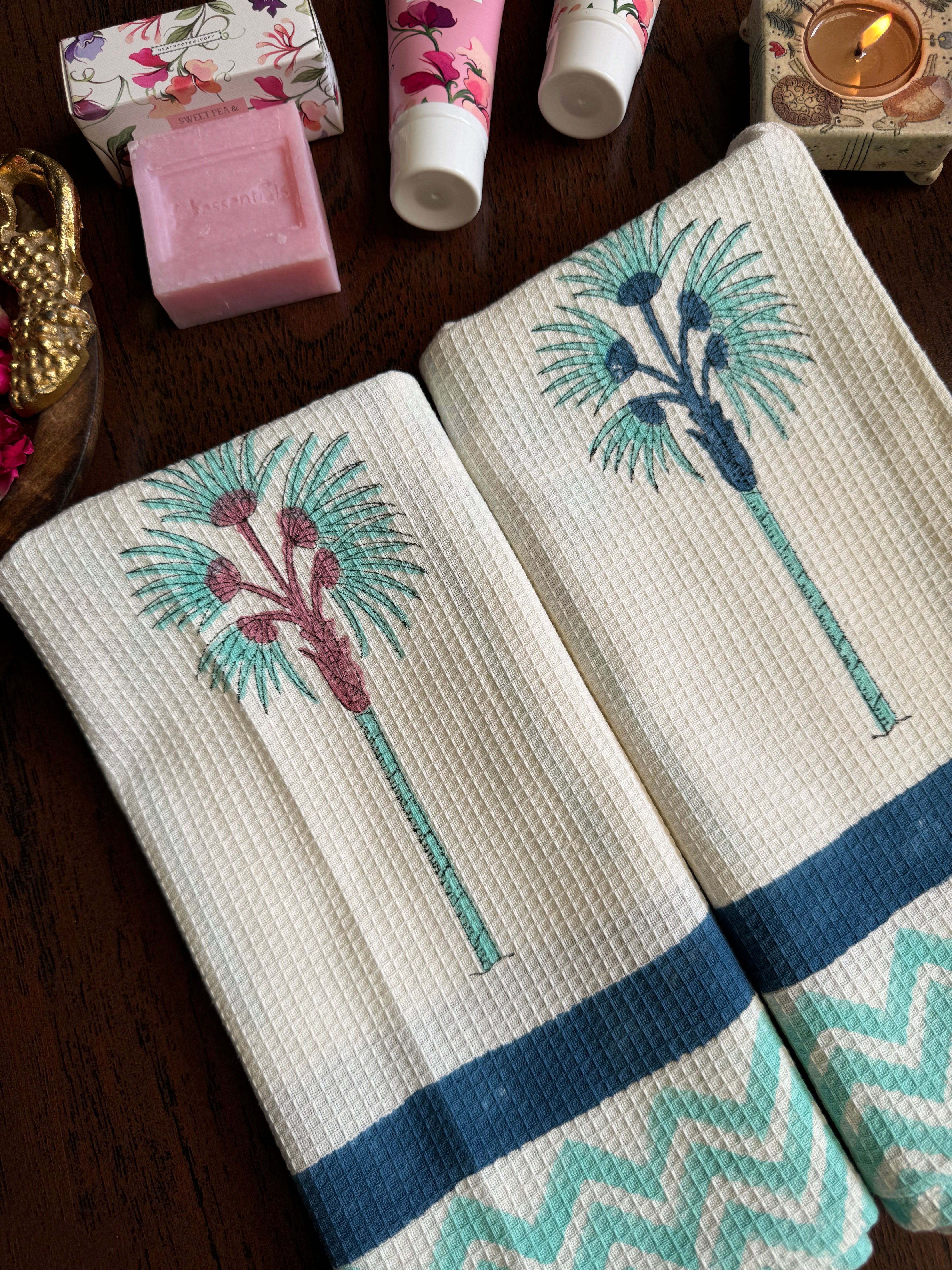 VEDA HAND BLOCK PRINTED BODY & HAND TOWEL SET