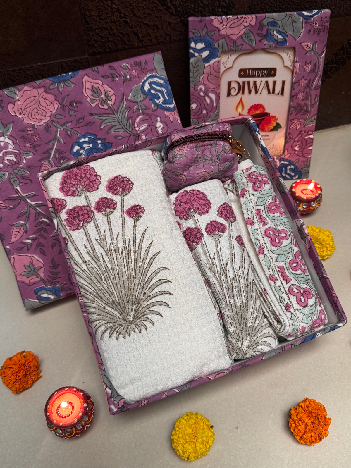 HANDBLOCK PRINTED GIFT BOX - BATH LINEN