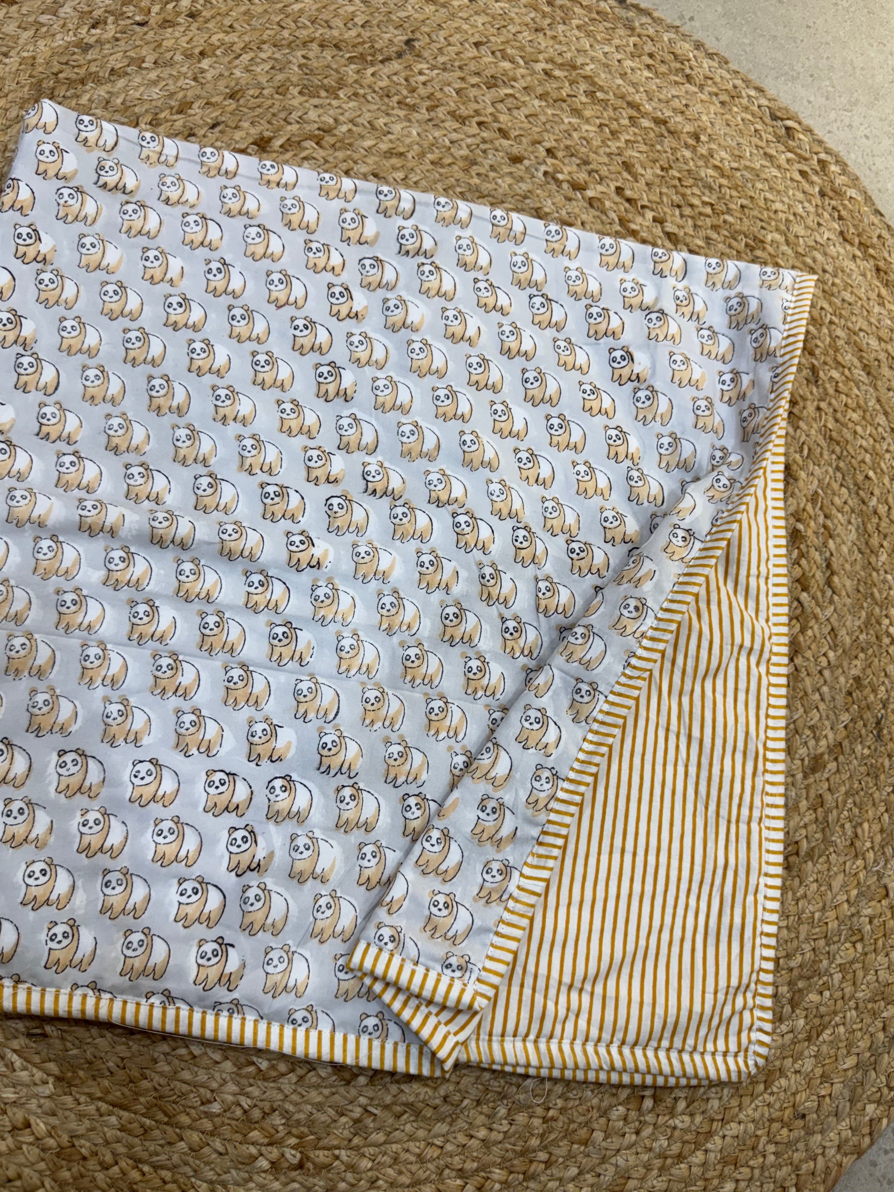 HAND BLOCK BLOCK PRINTED REVERSIBLE MULMUL BABY DOHAR