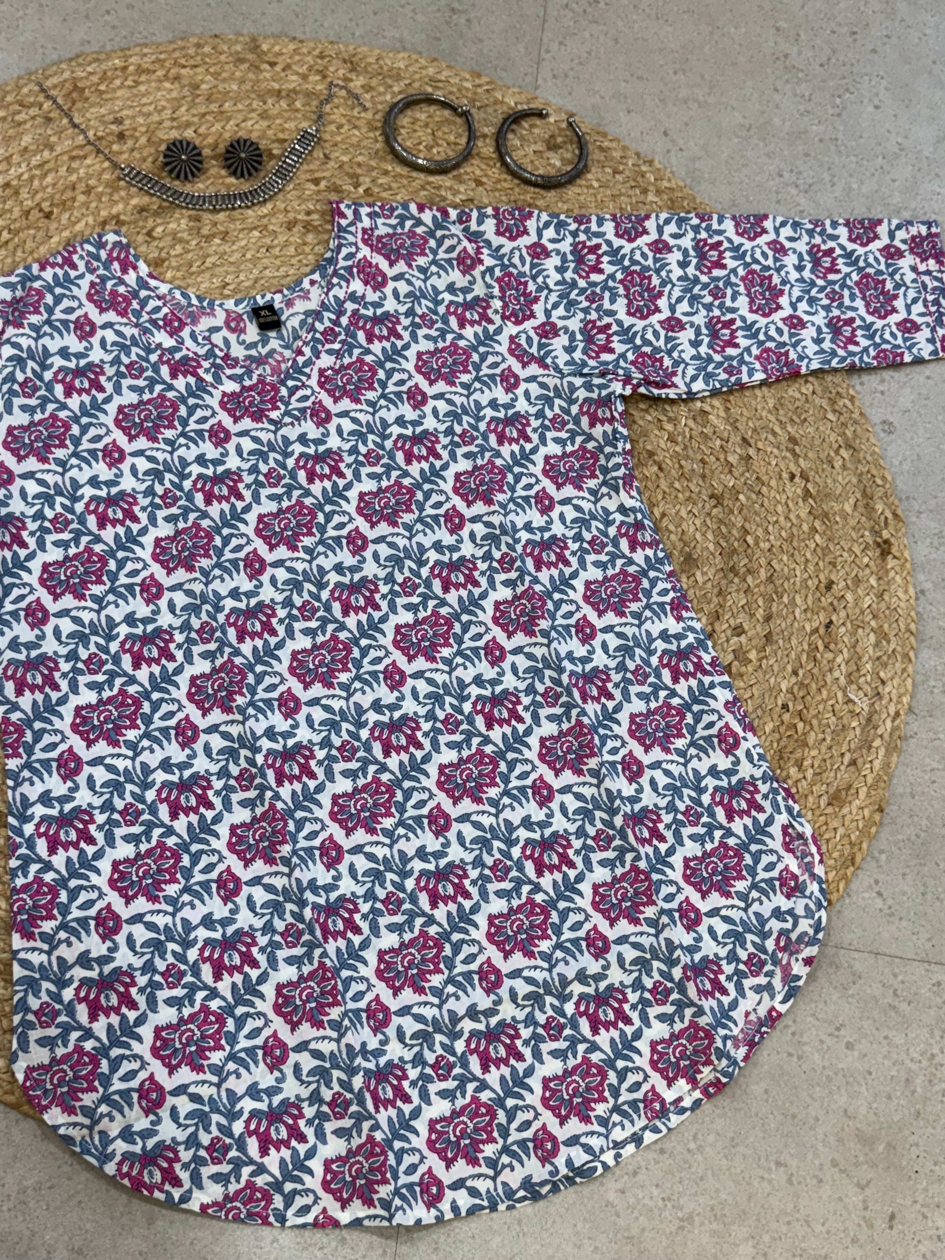 V NECK SHORT LENGTH COTTON KURTA