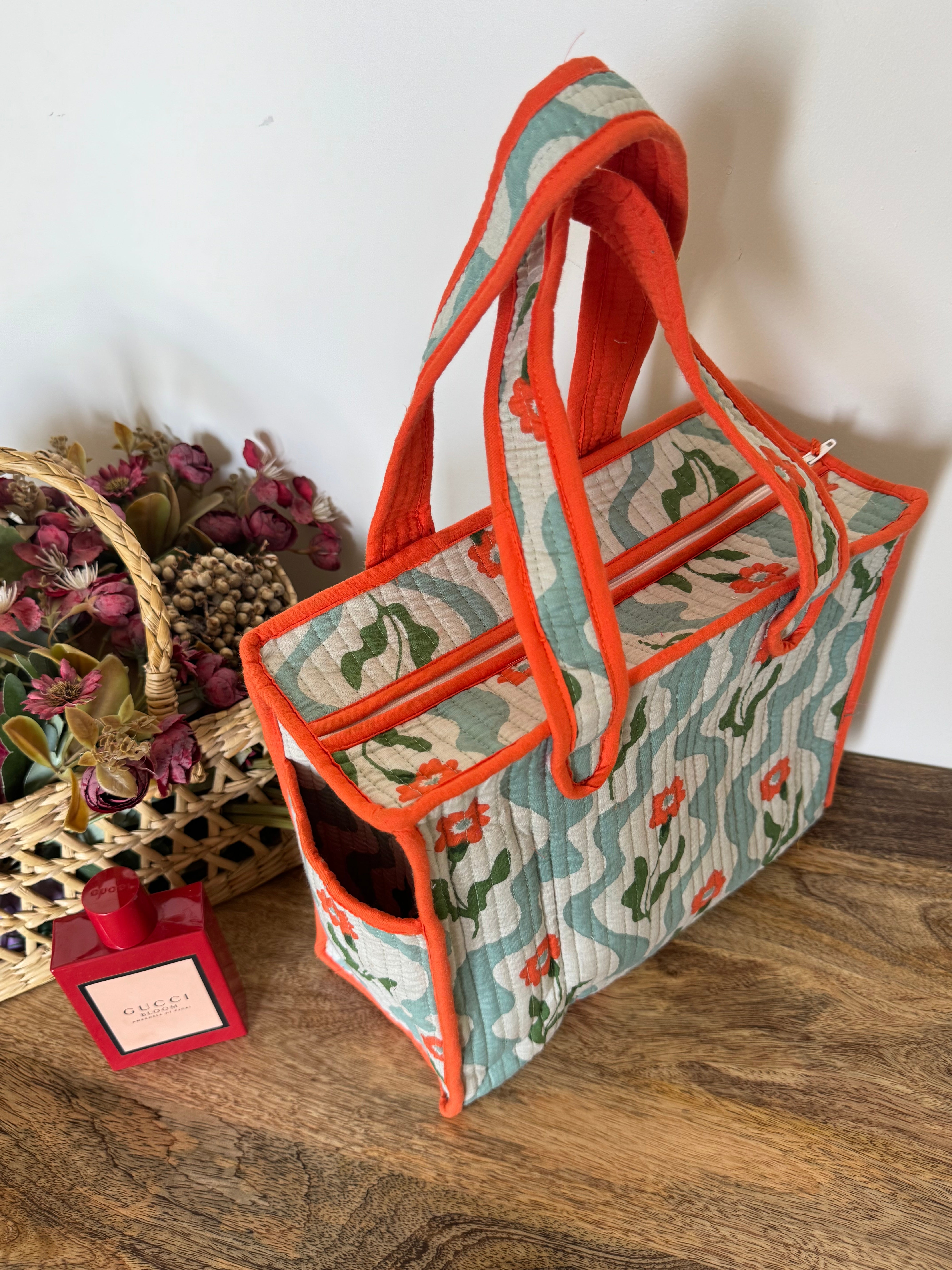 MINI TOTE BAG WITH ZIP