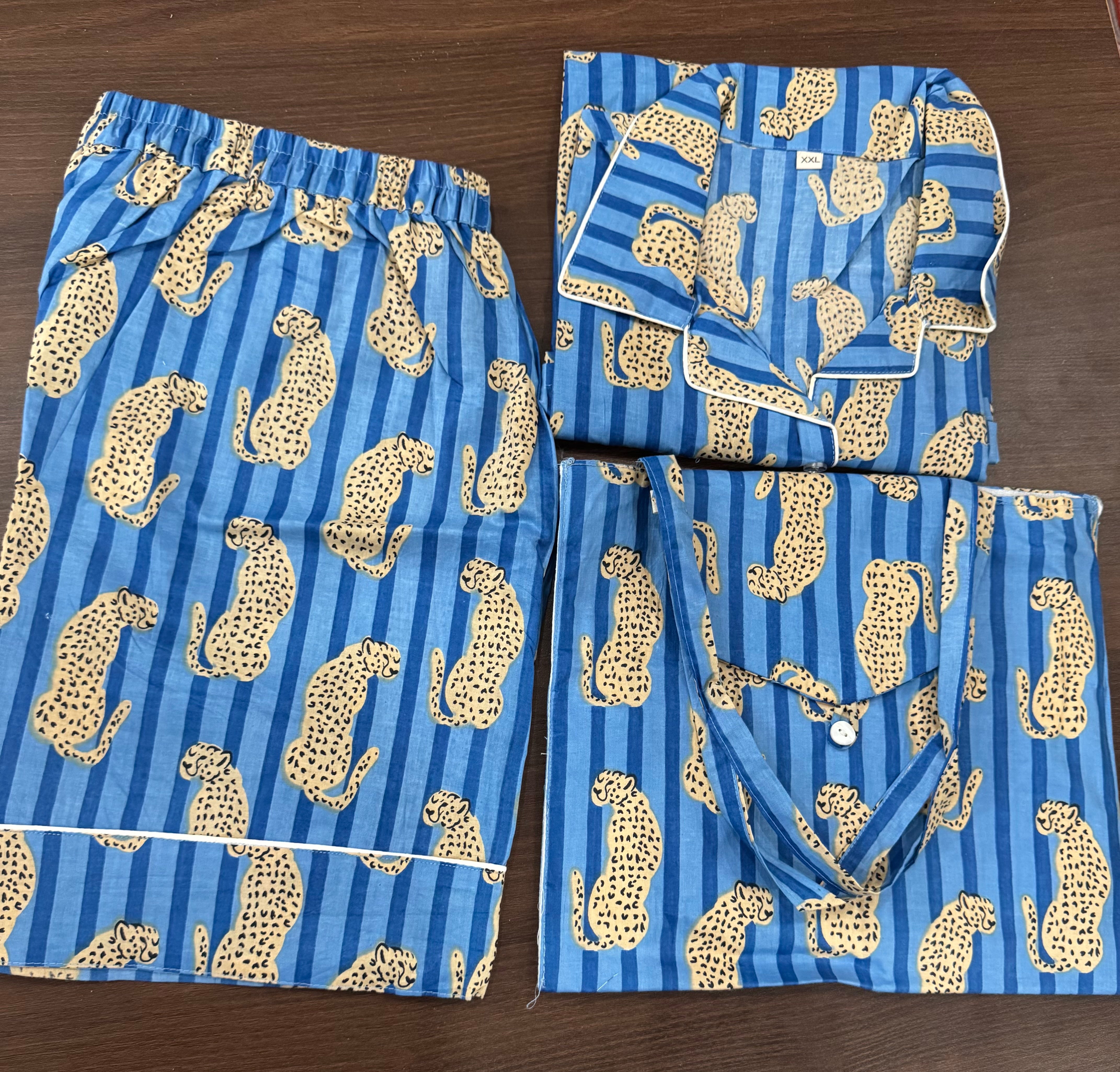 HALF SHIRT AND SHORTS NIGHT SUIT