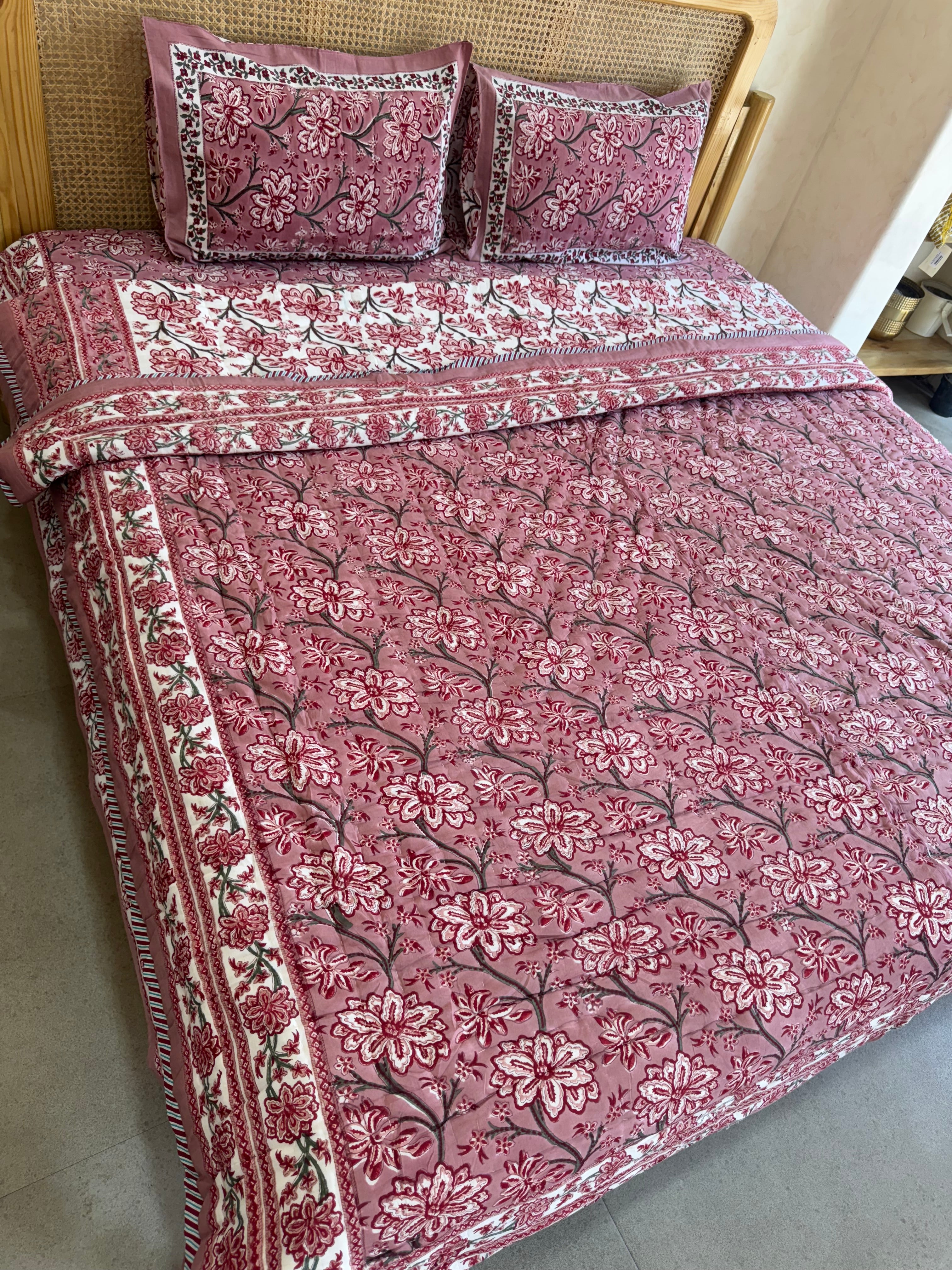 FESTIVE HAND BLOCK PRINTED BEDDING SET