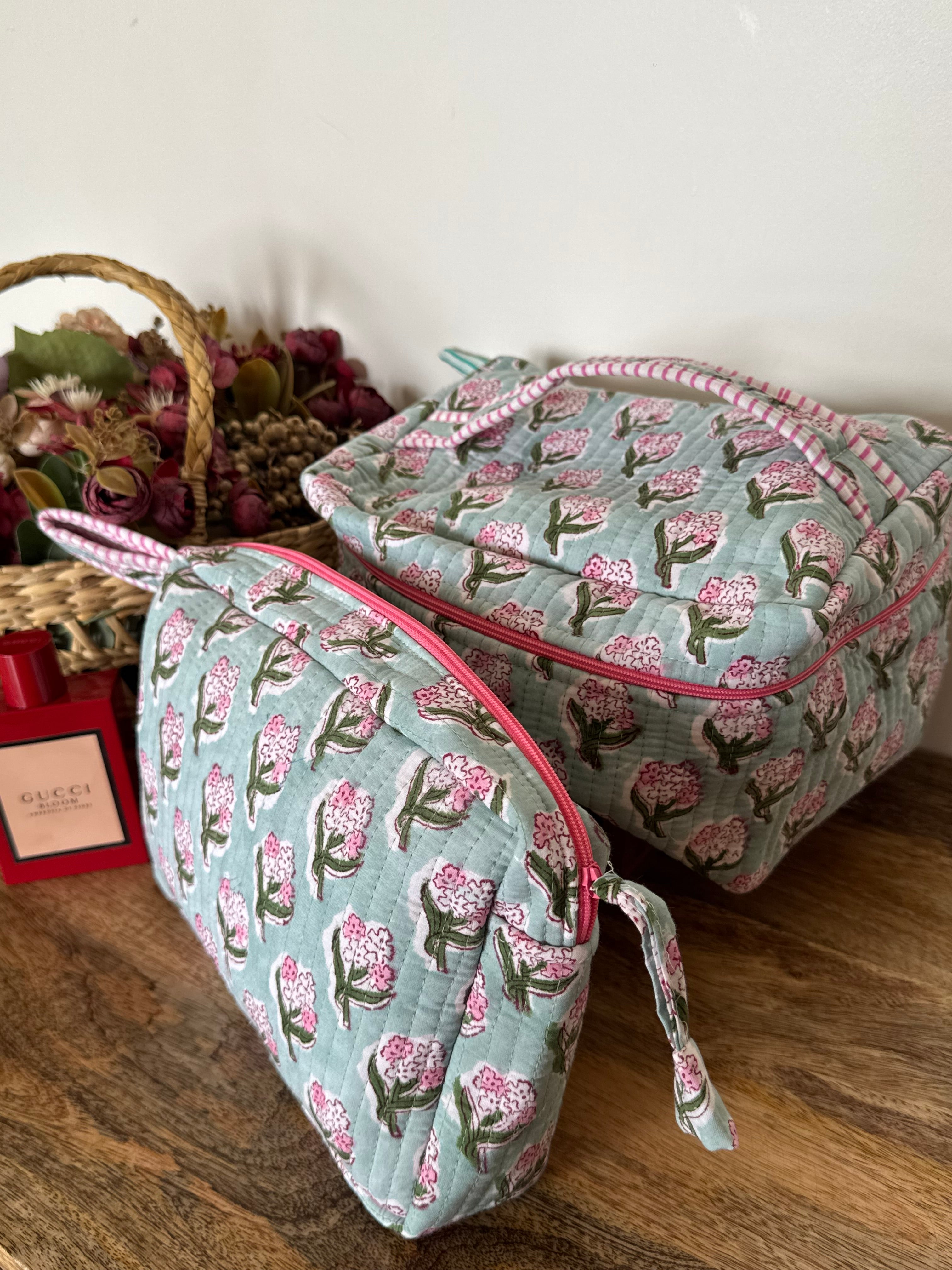 VANITY BAG & TRAVEL POUCH COMBO SET