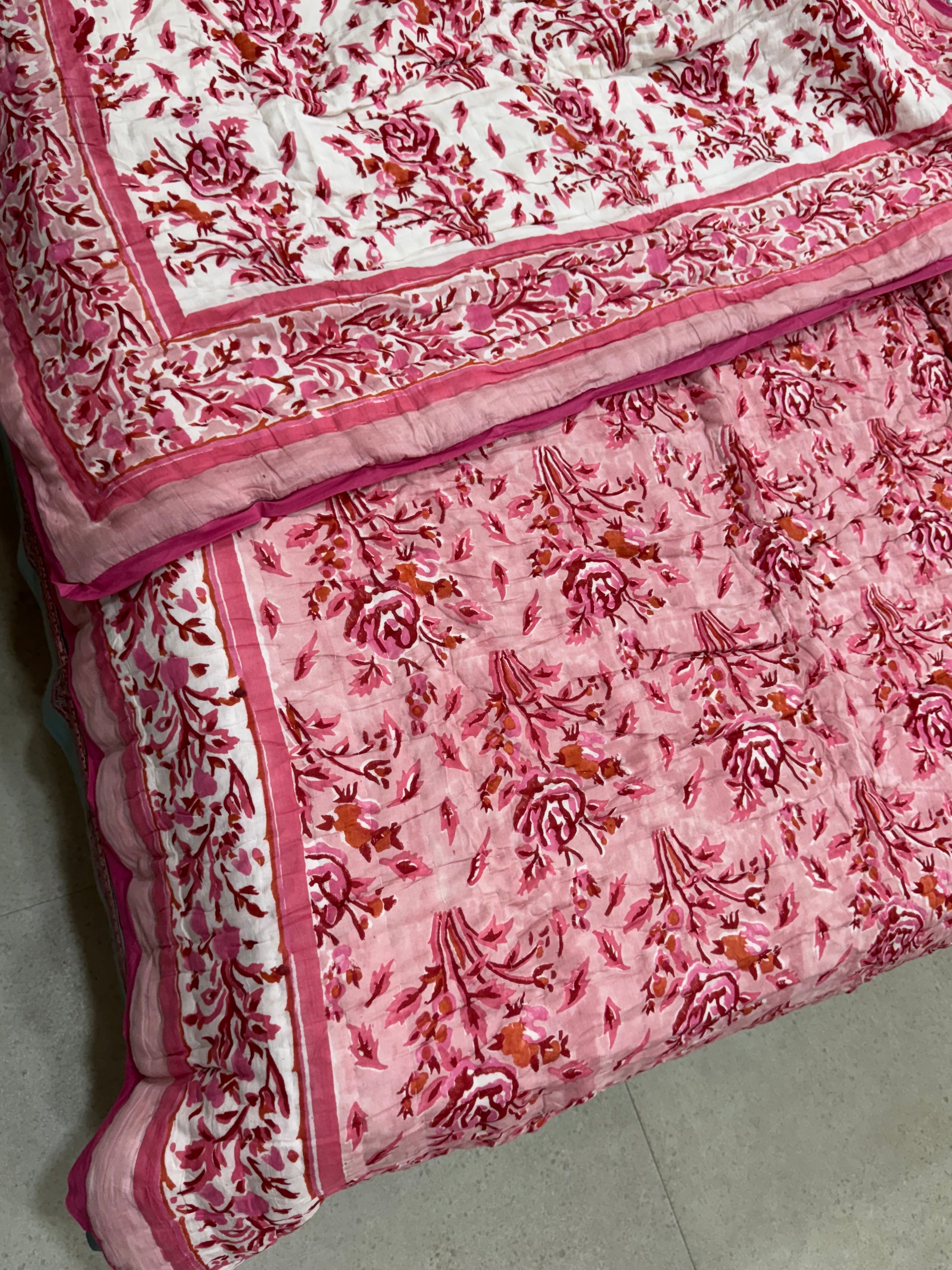 FESTIVE HAND BLOCK PRINTED REVERSIBLE QUILT (SINGLE BED)