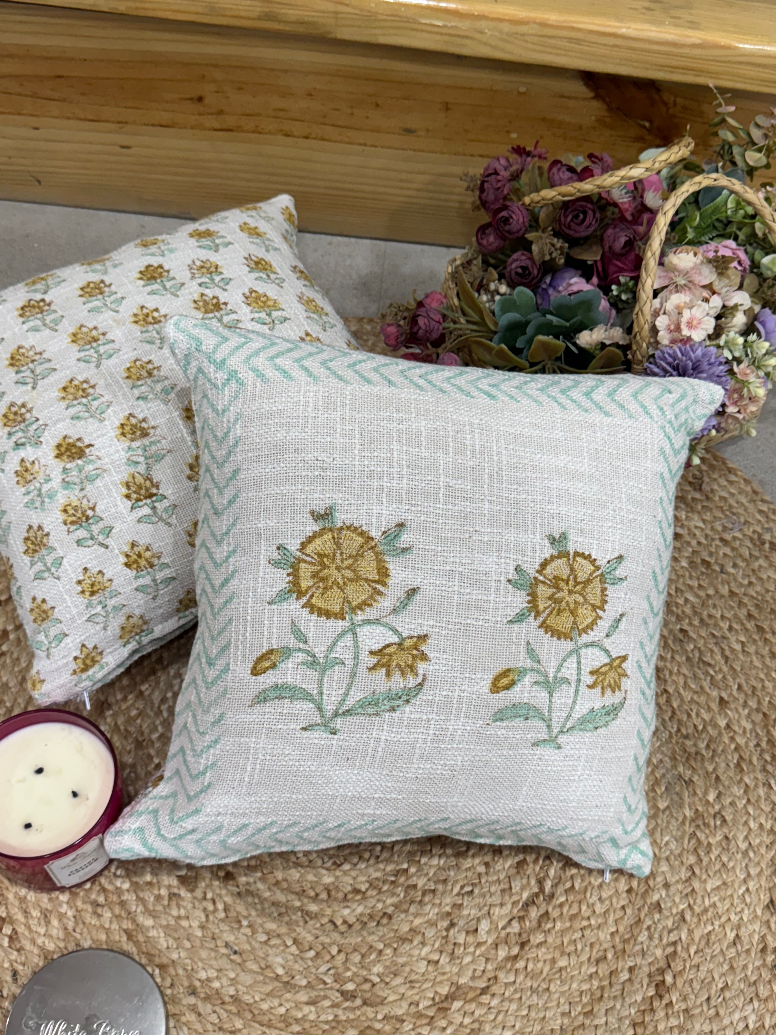 A PAIR OF HANDBLOCK PRINTED 16*16 INCHES JUTE CUSHION COVER