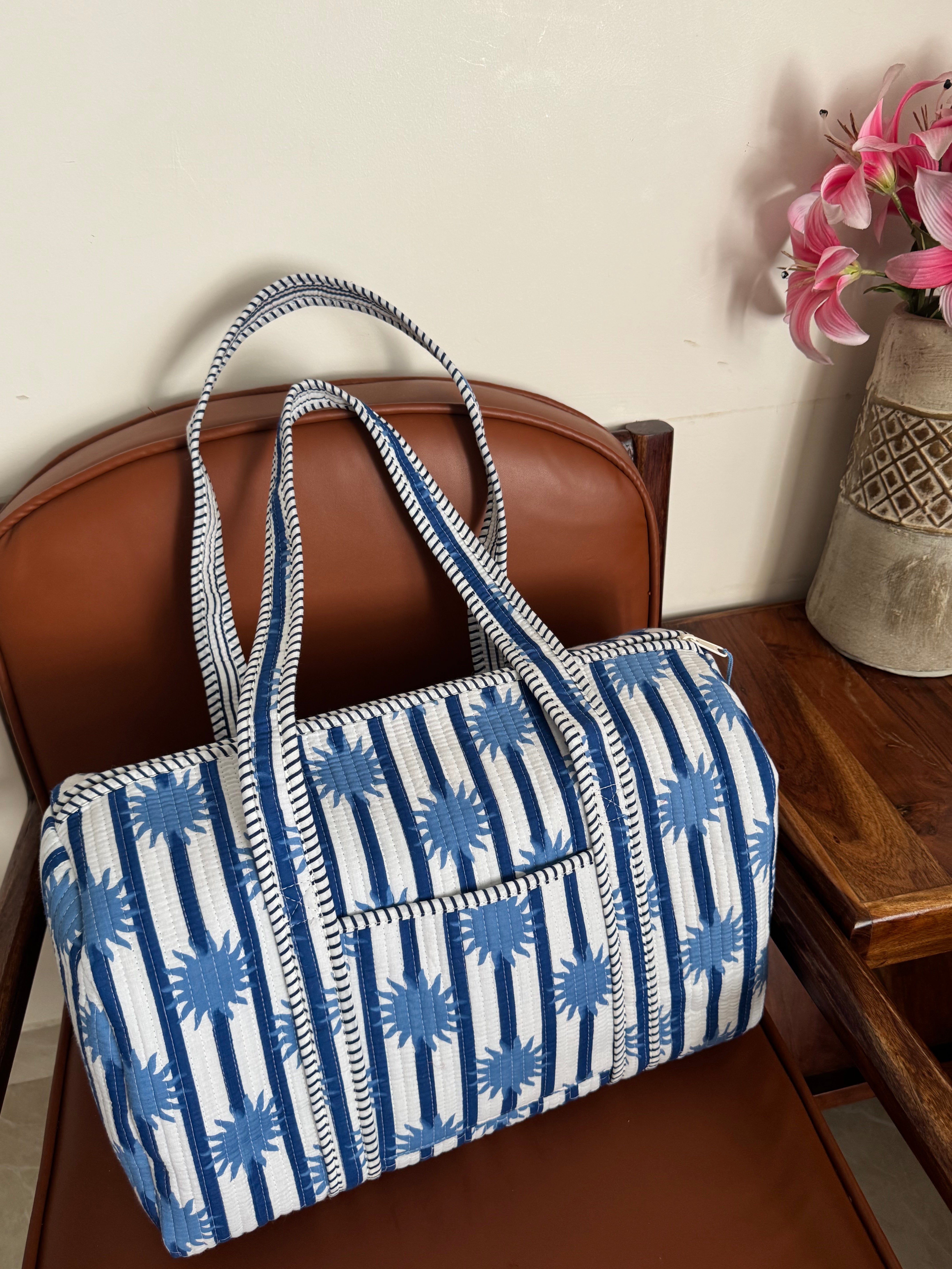 DUFFLE BAG