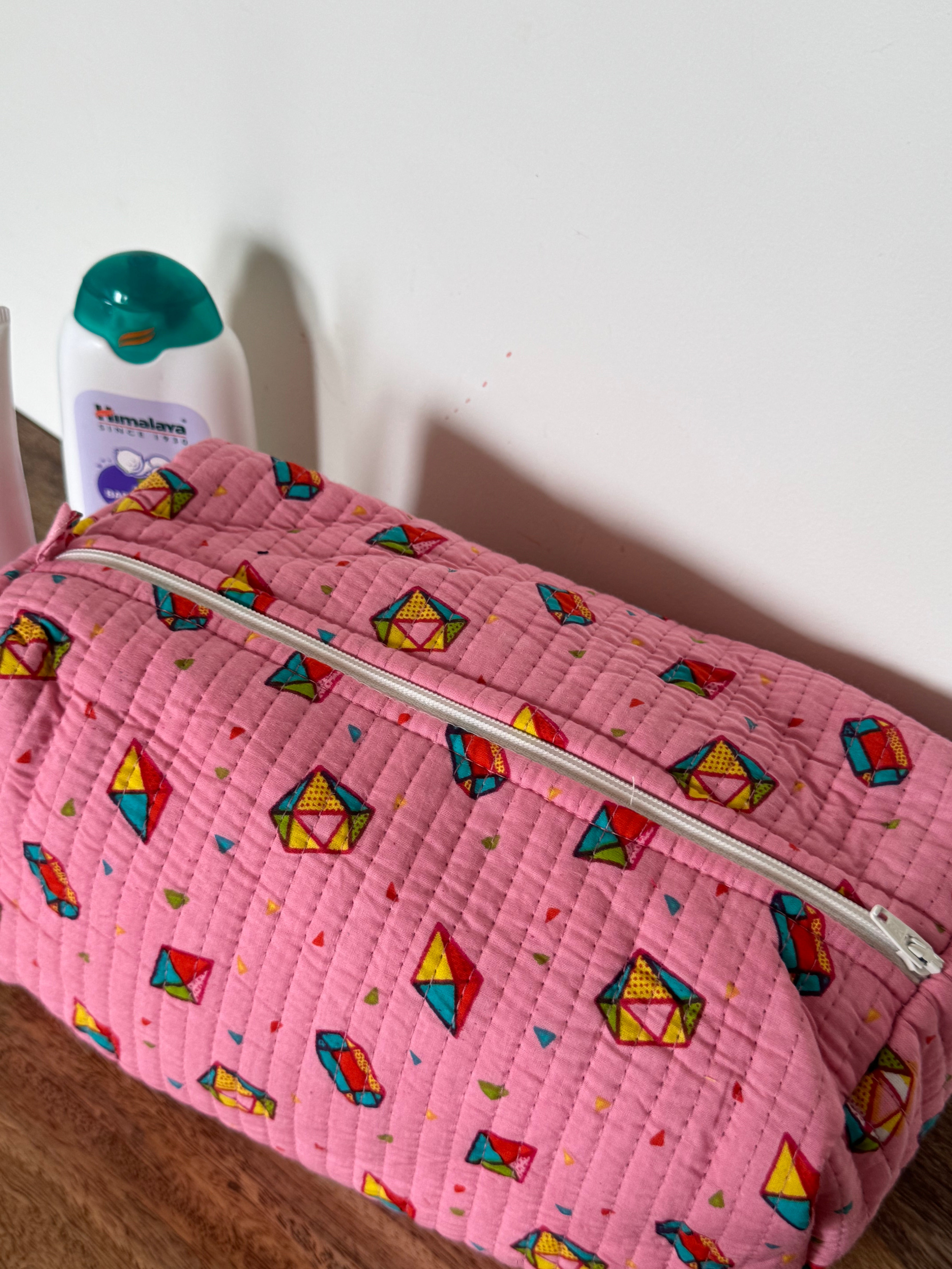 KIDS PRINT MULTI PURPOSE TOILETRY BAGS