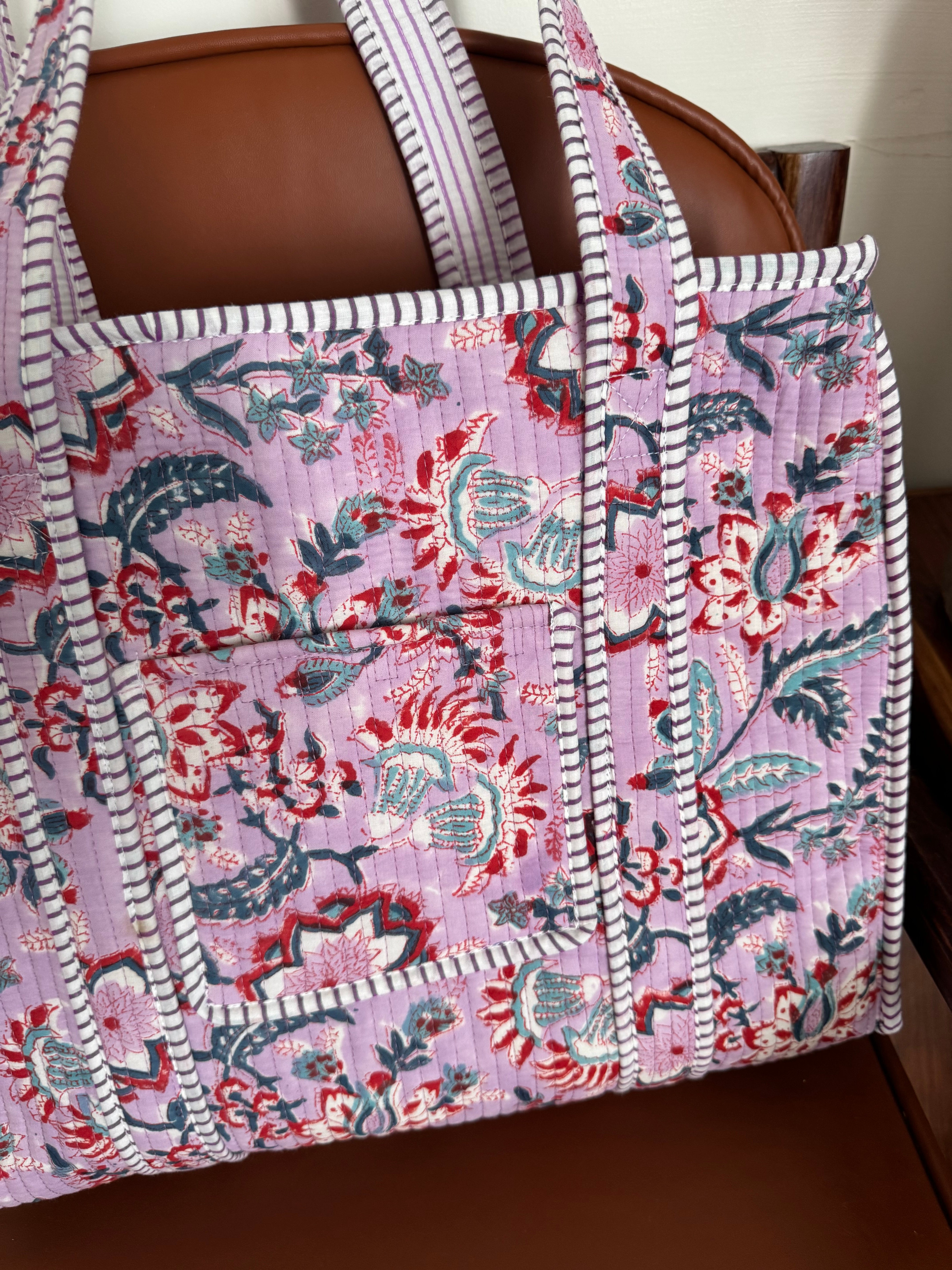 MEDIUM TOTE BAG WITH THREE POCKETS