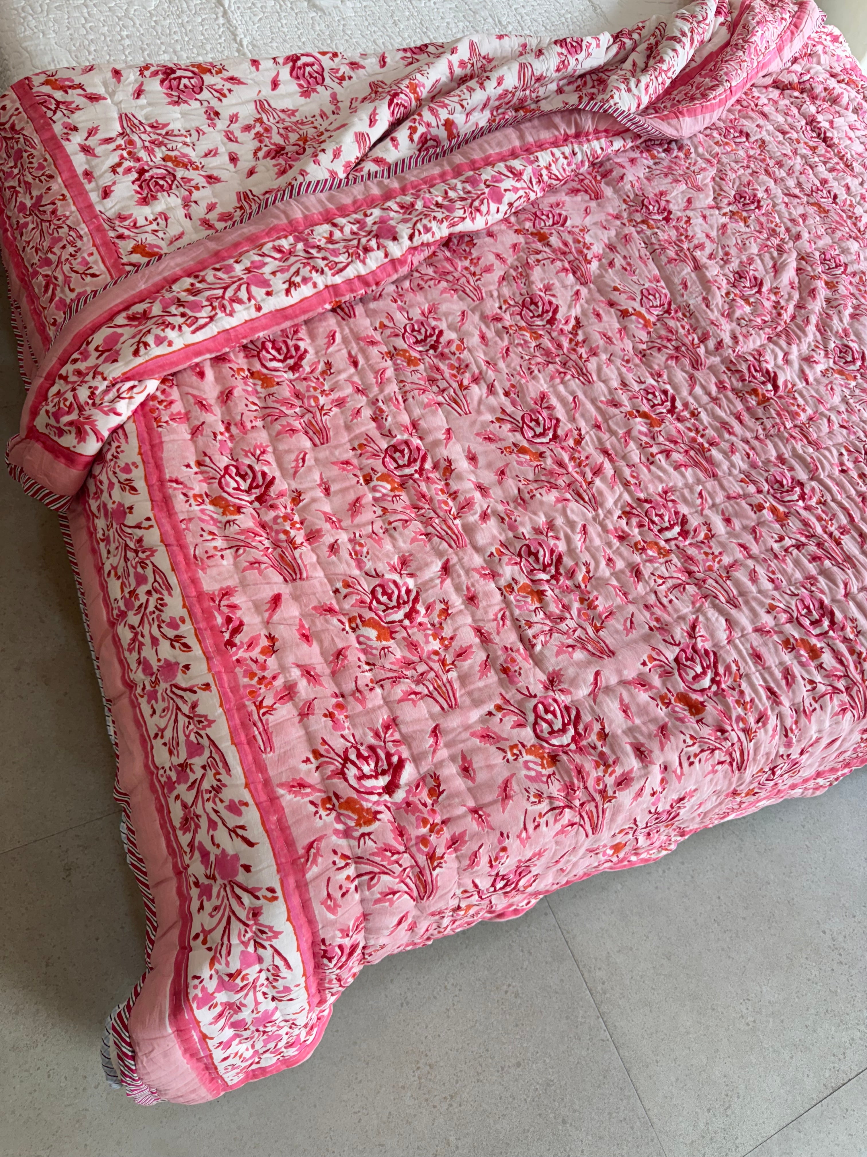 HAND BLOCK PRINTED REVERSIBLE QUILT (DOUBLE BED)