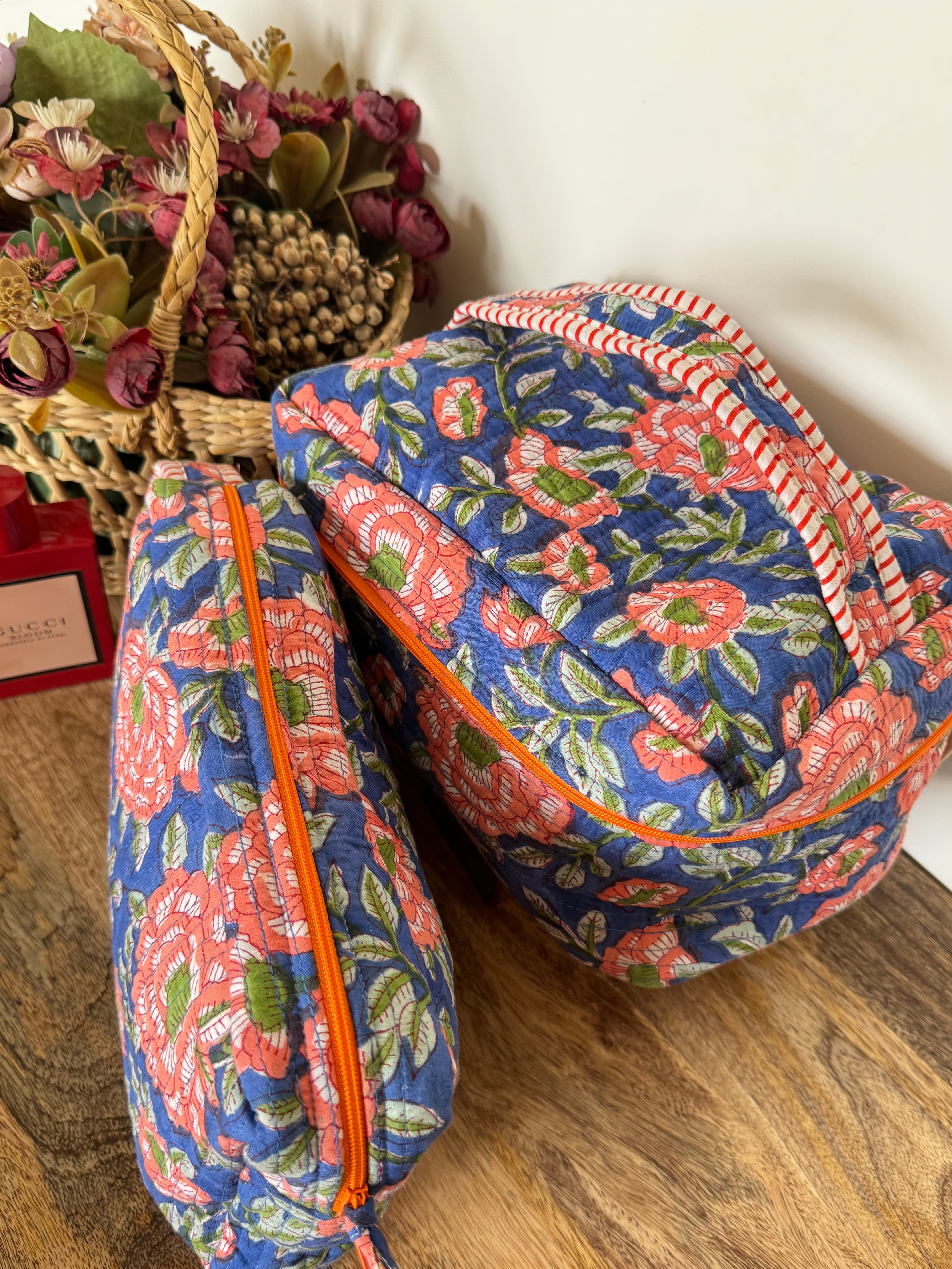 VANITY BAG & TRAVEL POUCH COMBO SET