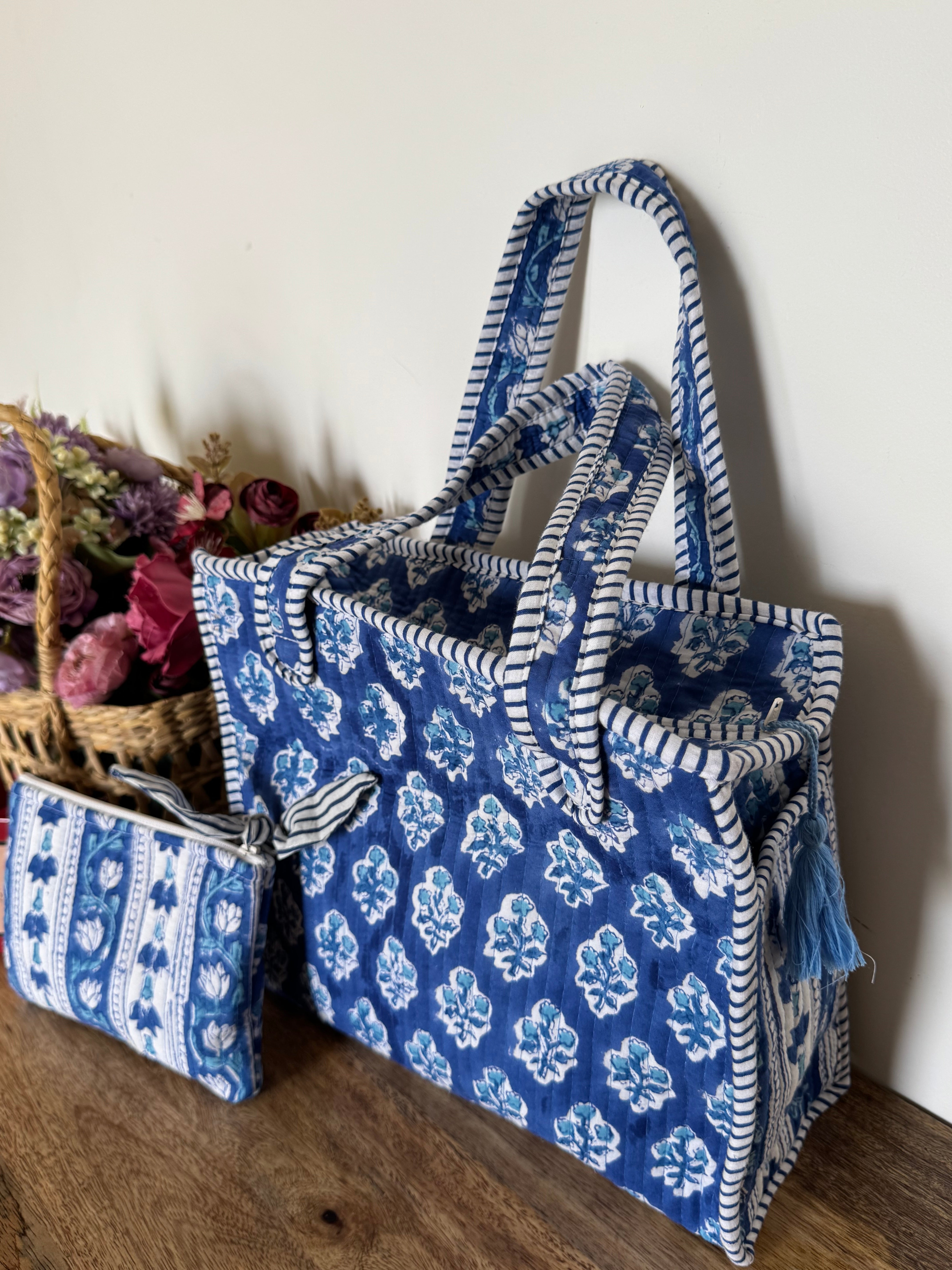 REVERSIBLE MINI TOTE BAG WITH MATCHING FLAT POUCH SET