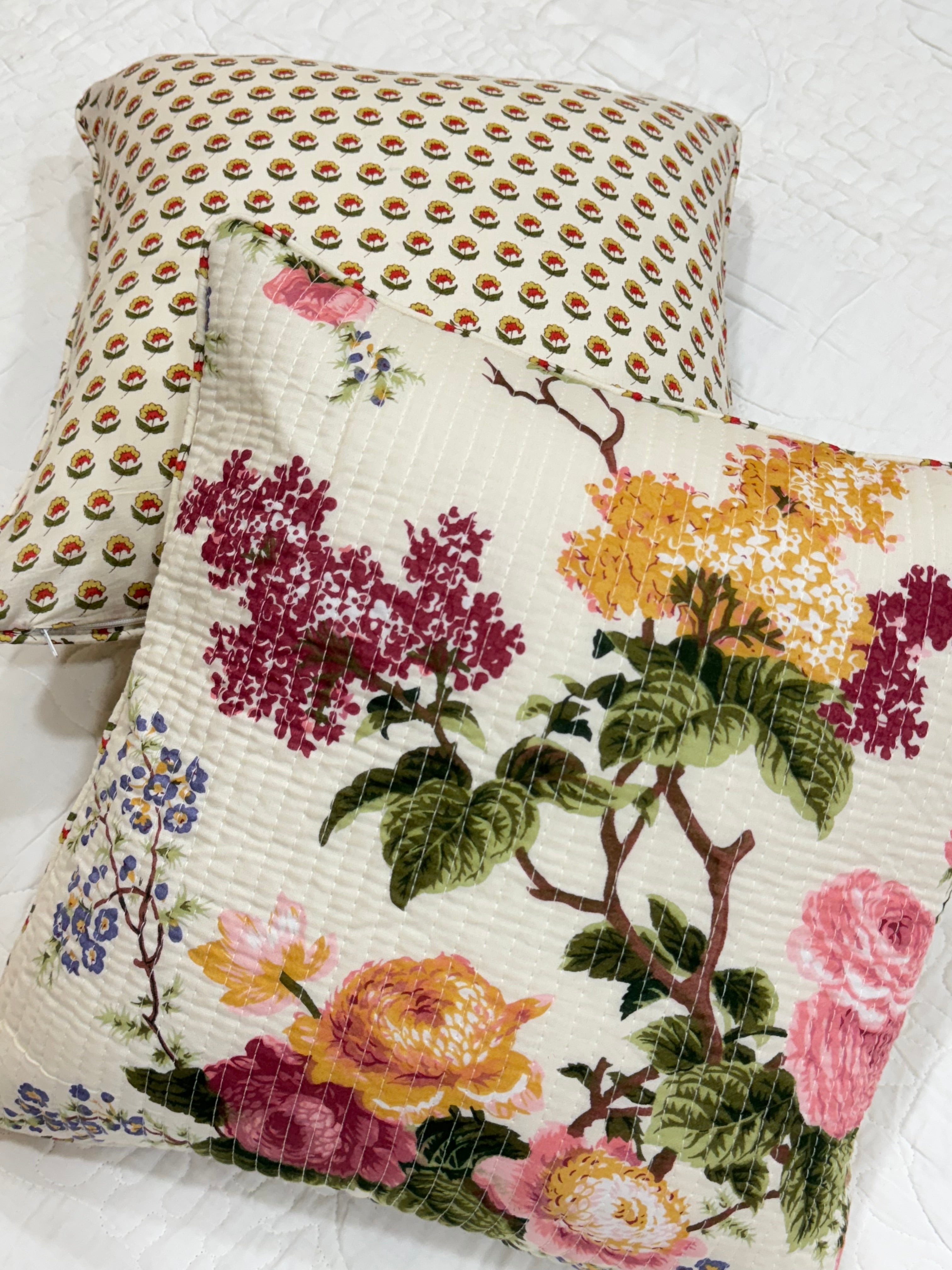 KANAK - SINGLE PIECE QUILTED 16 BY 16 INCHES CUSHION COVER