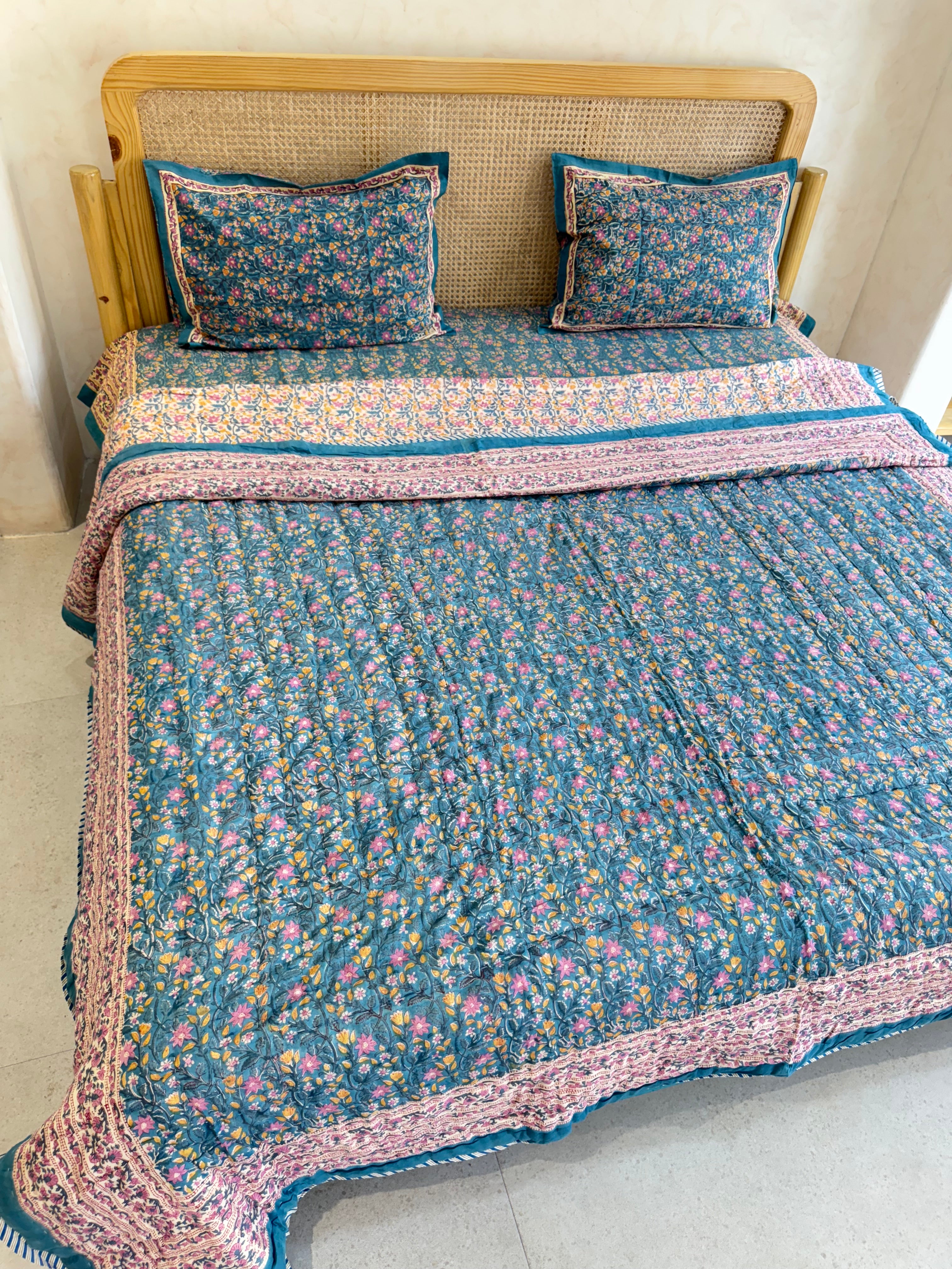 FESTIVE HAND BLOCK PRINTED BEDDING SET