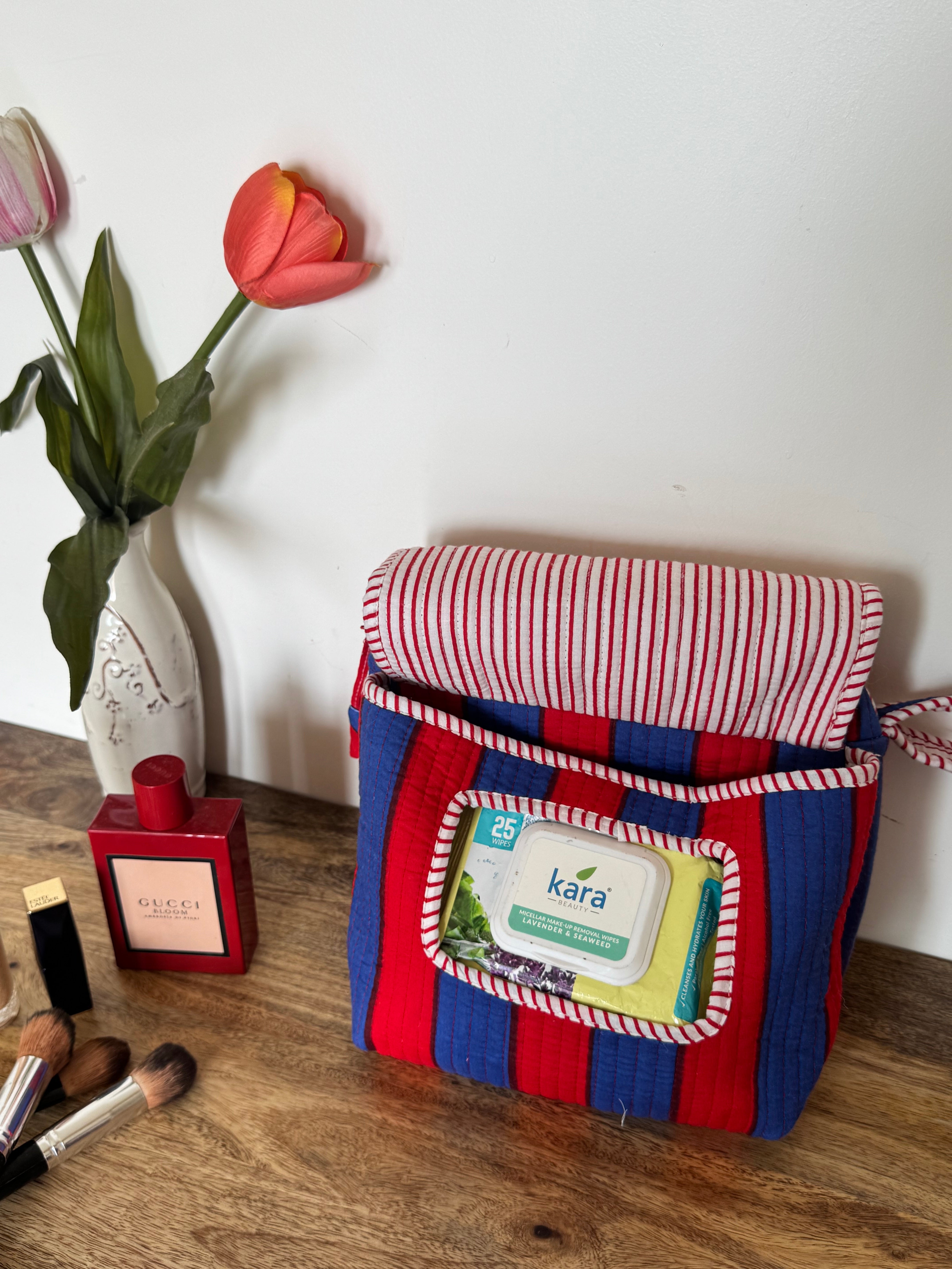 MAKEUP-ON-THE-GO/ DIAPER CHANGING BAG