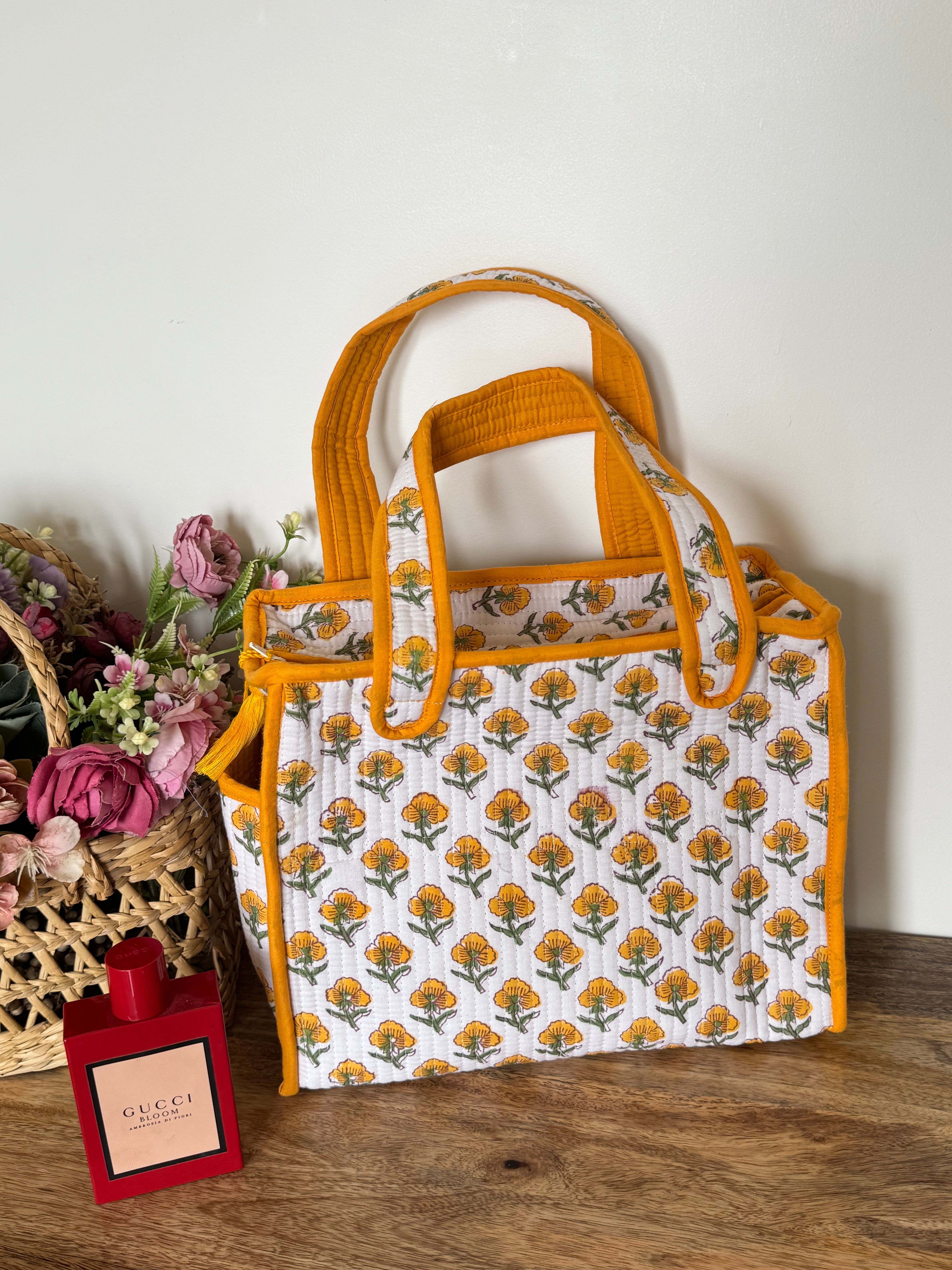 MINI TOTE BAG WITH ZIP