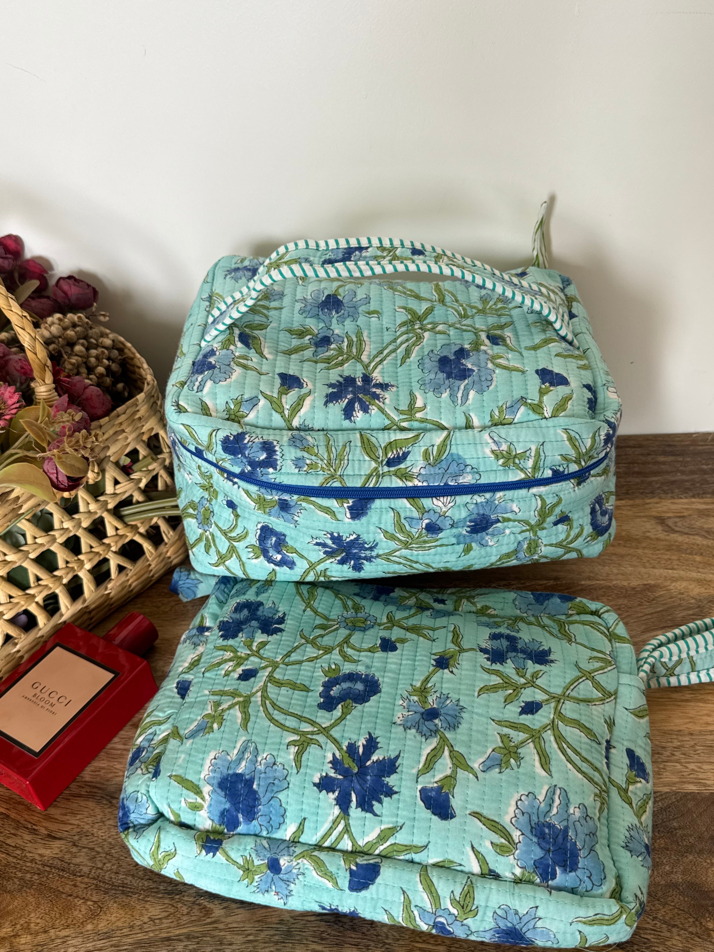 VANITY BAG & TRAVEL POUCH COMBO SET