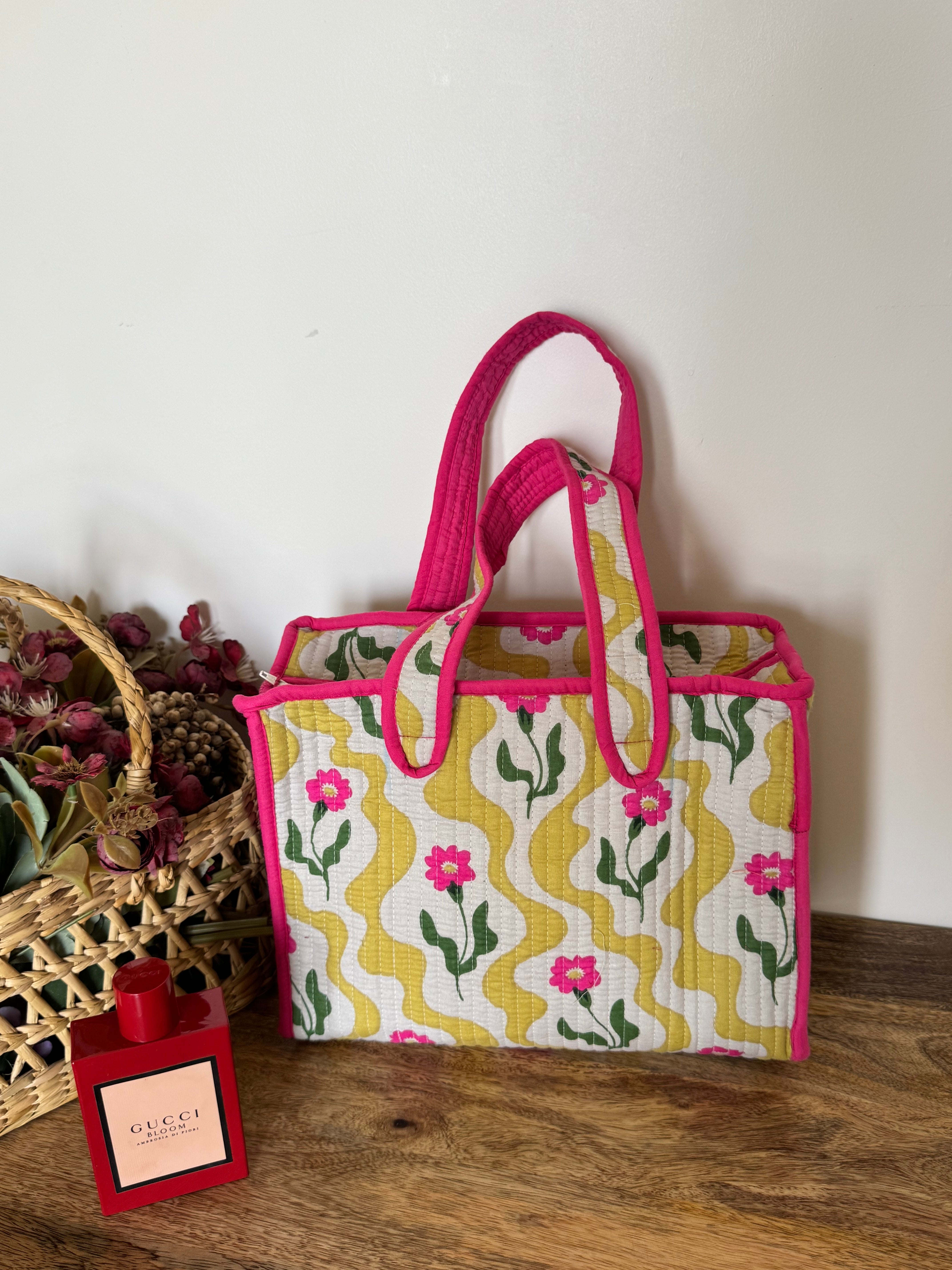MINI TOTE BAG WITH ZIP