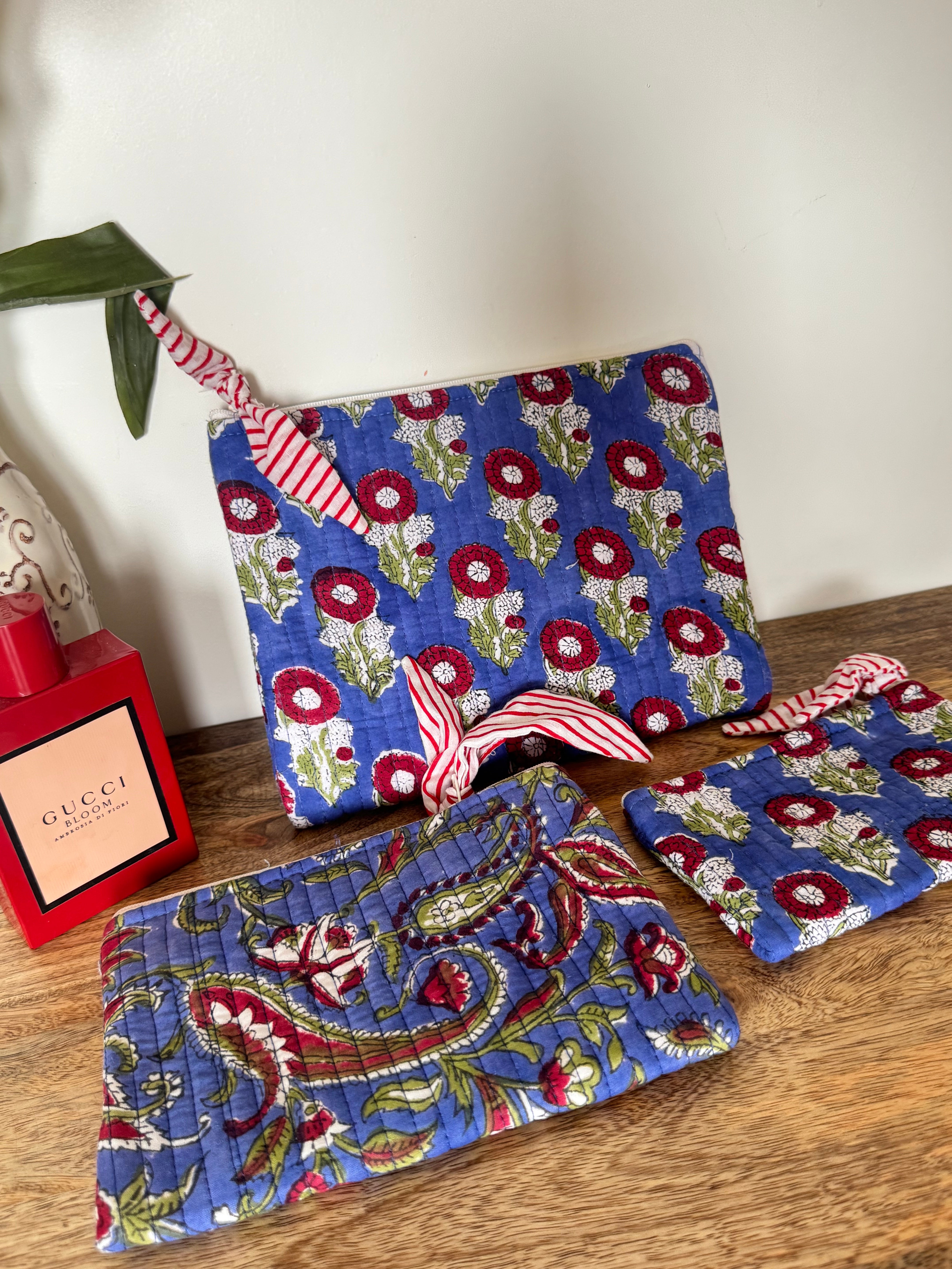 FLAT POUCH - SET OF THREE