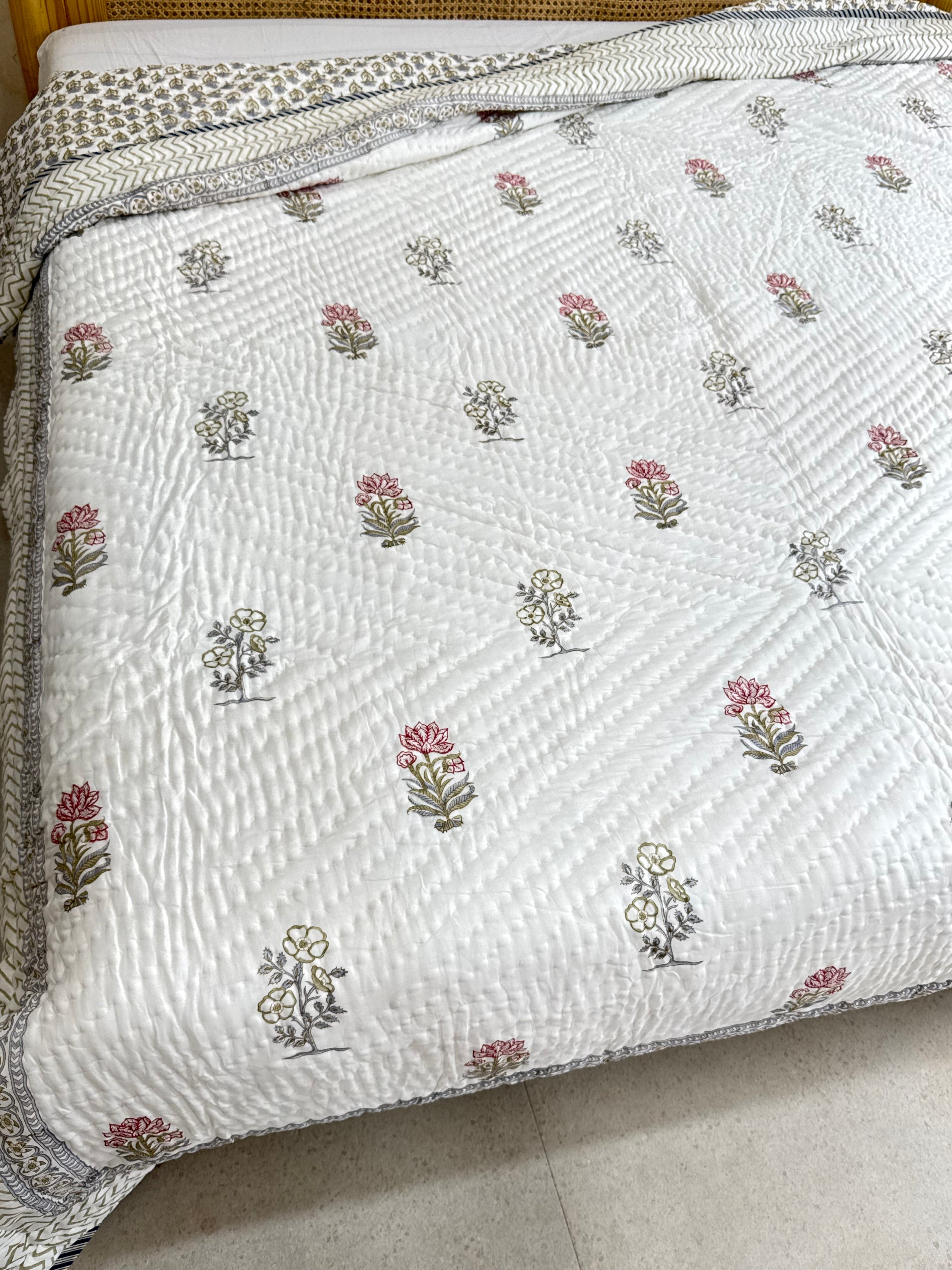 HAND BLOCK PRINTED REVERSIBLE MULMUL DOUBLE BED QUILT