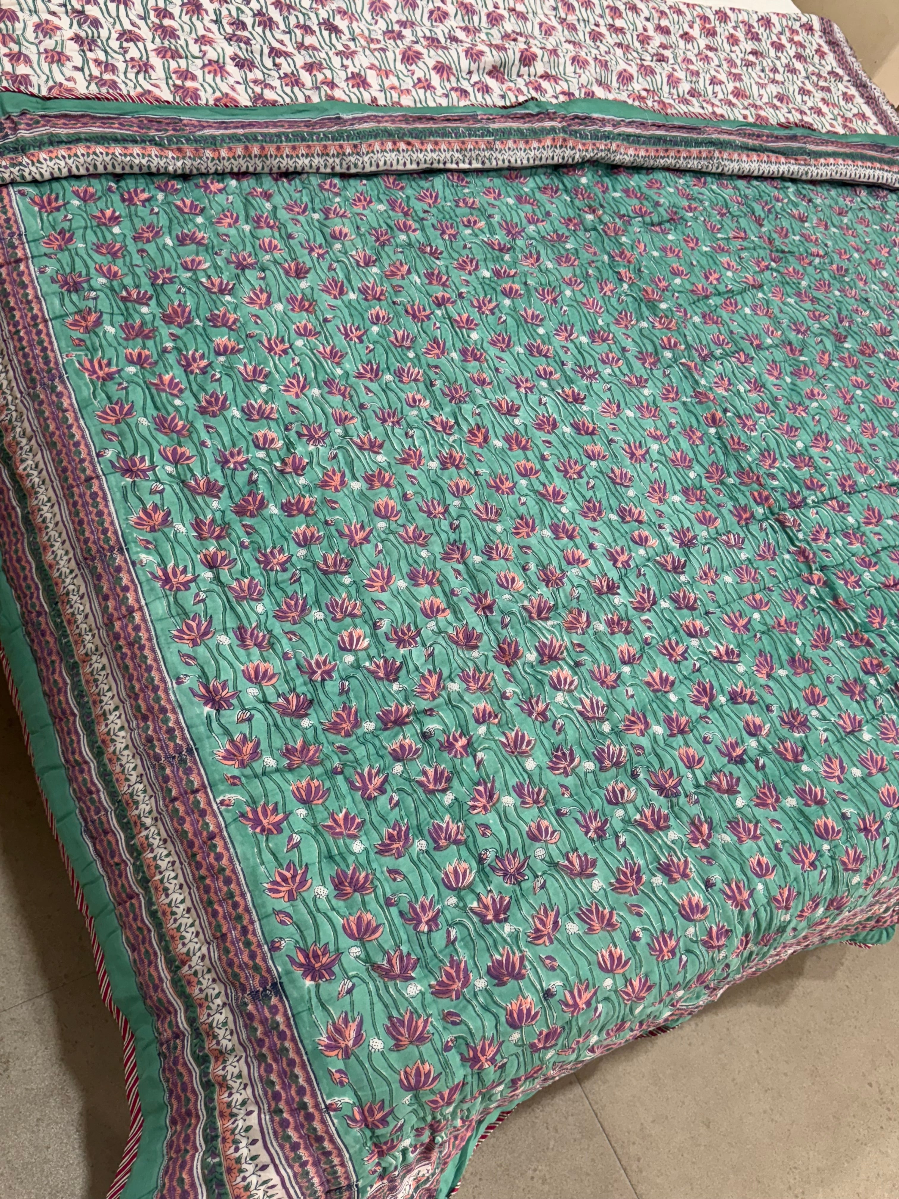 HAND BLOCK PRINTED REVERSIBLE QUILT (DOUBLE BED)