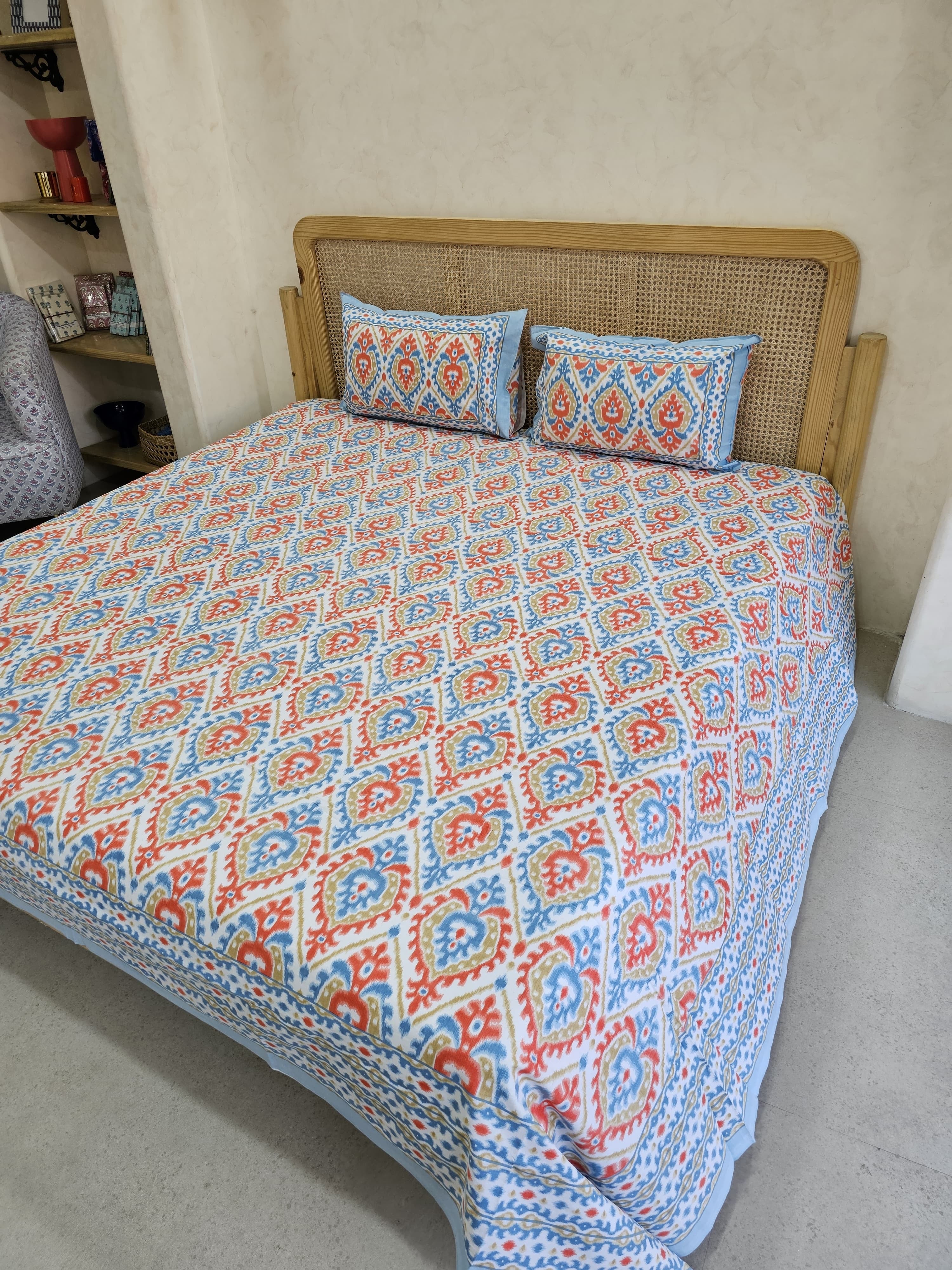 IKKAT BEDSHEET WITH TWO REVERSIBLE PILLOW COVERS