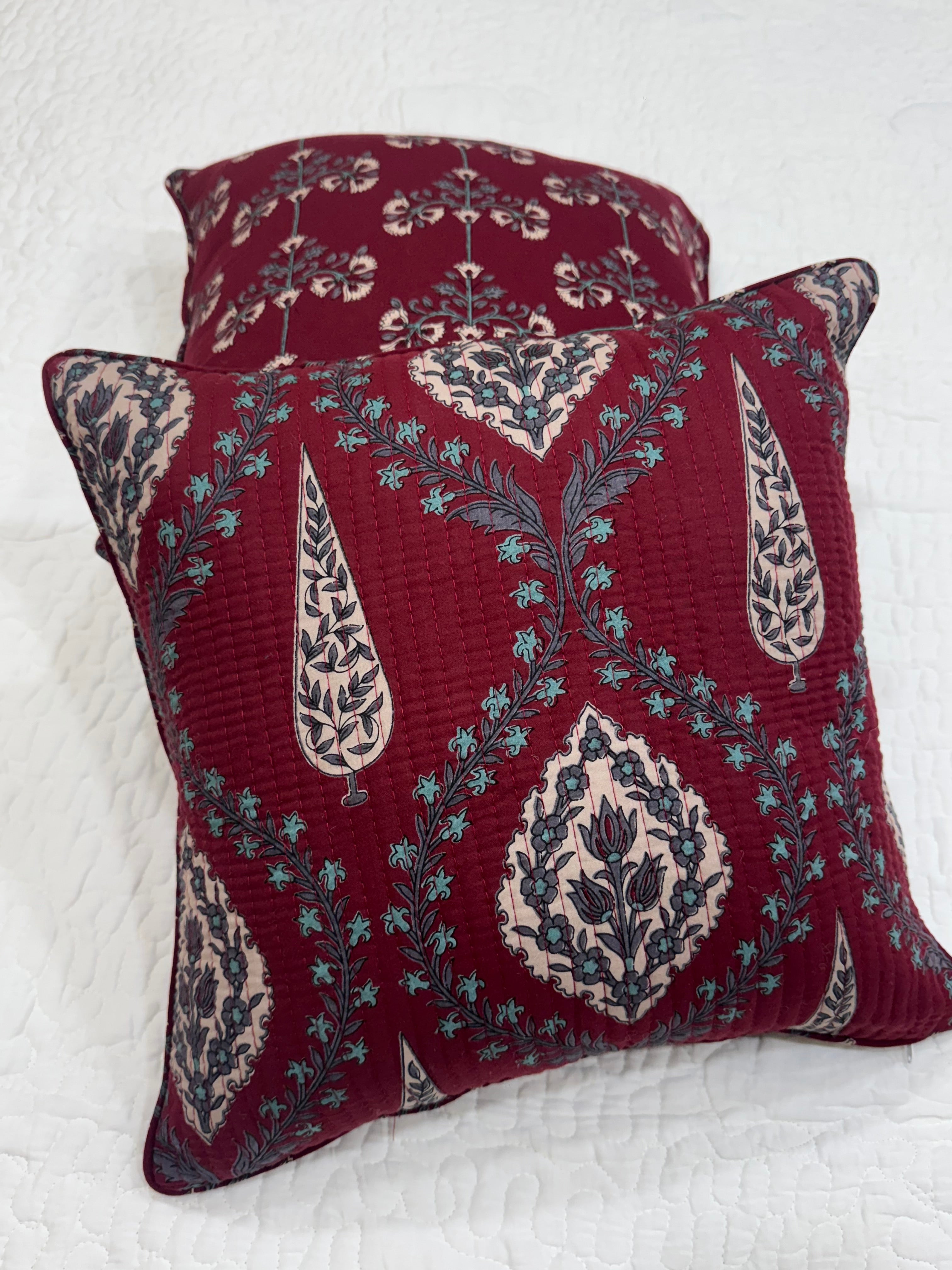 KANAK - SINGLE PIECE QUILTED 16 BY 16 INCHES CUSHION COVER